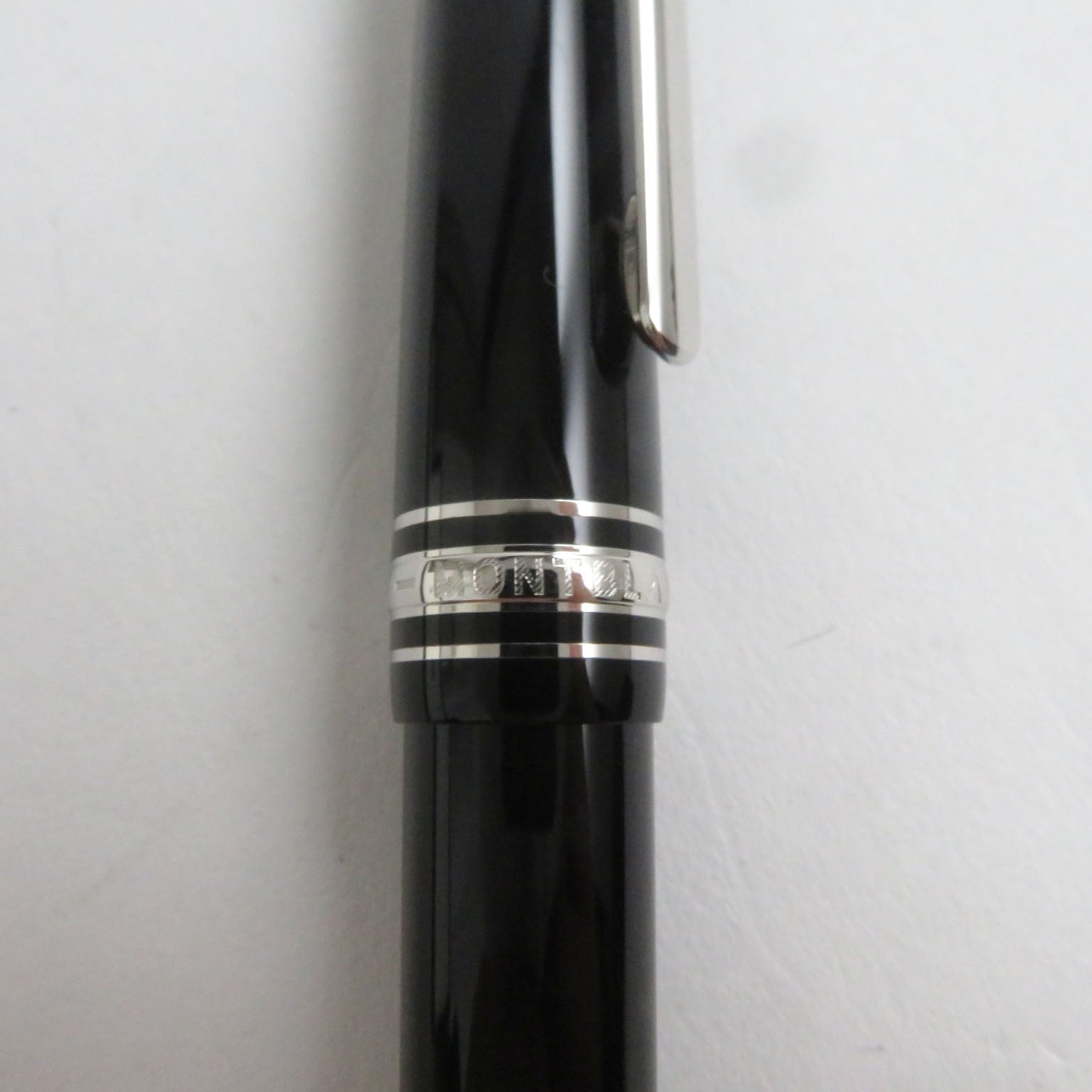 Montblanc Meisterstuck UNICEF Pen 116075