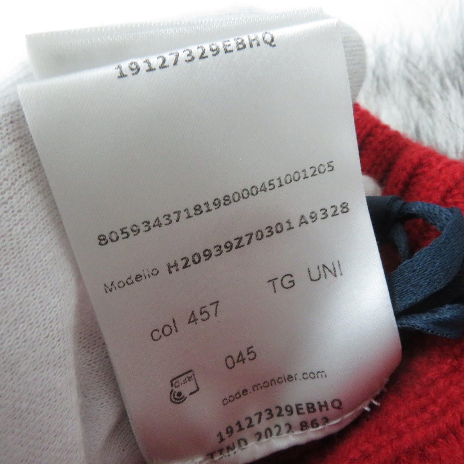 Moncler Wool Cashmere Fox Fur Knit Cap Red