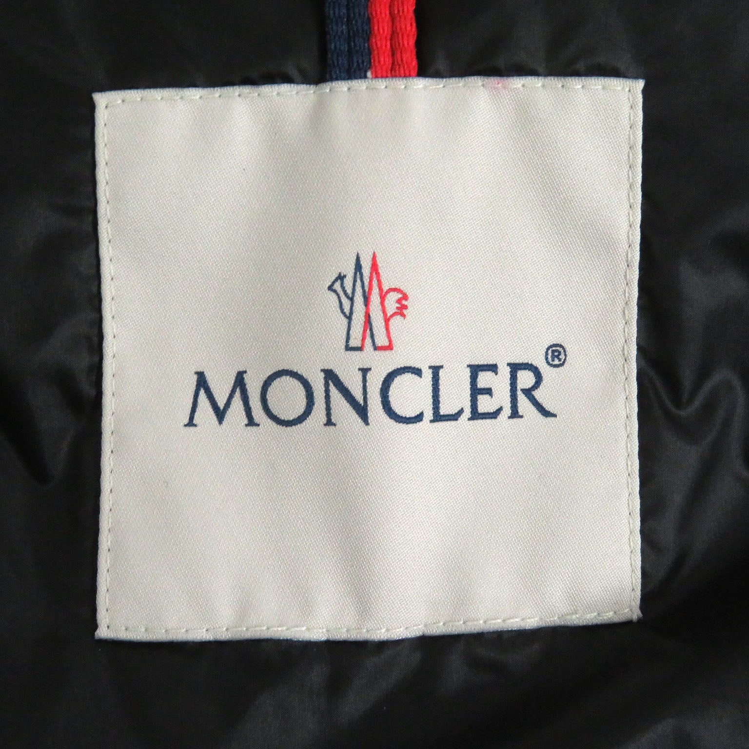 Moncler AGAY GIUBBOTTO Nylon Down Jacket Black