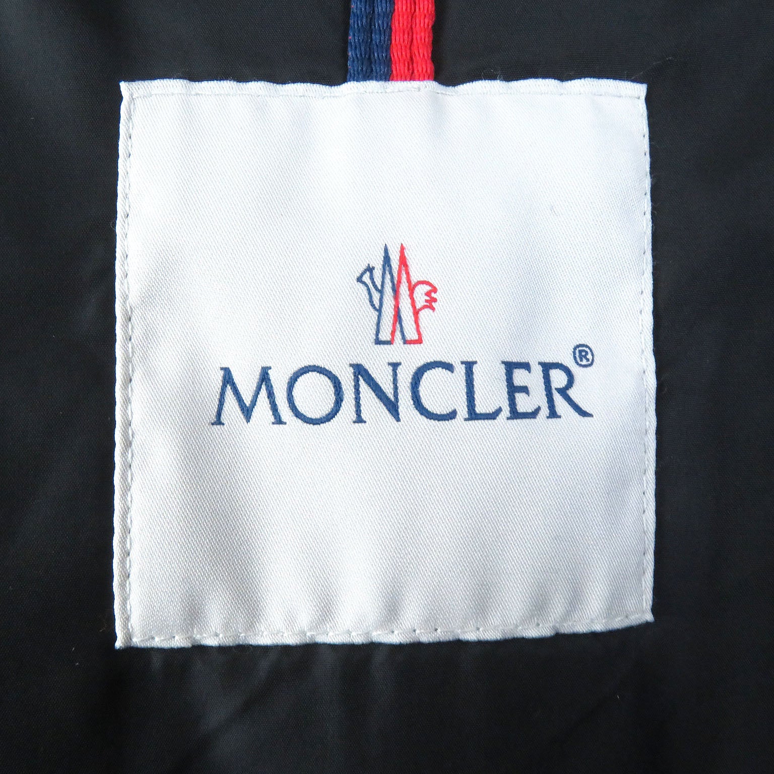 Moncler BETULONG Nylon Hooded Down Coat Women