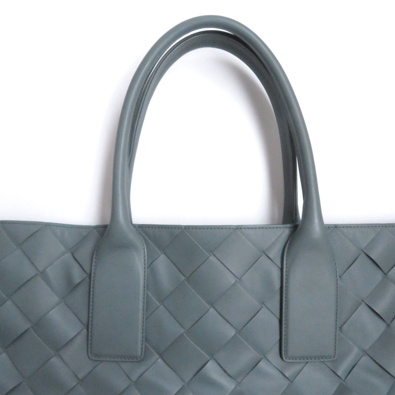 Bottega Veneta Intrecciato Leather Tote Bag