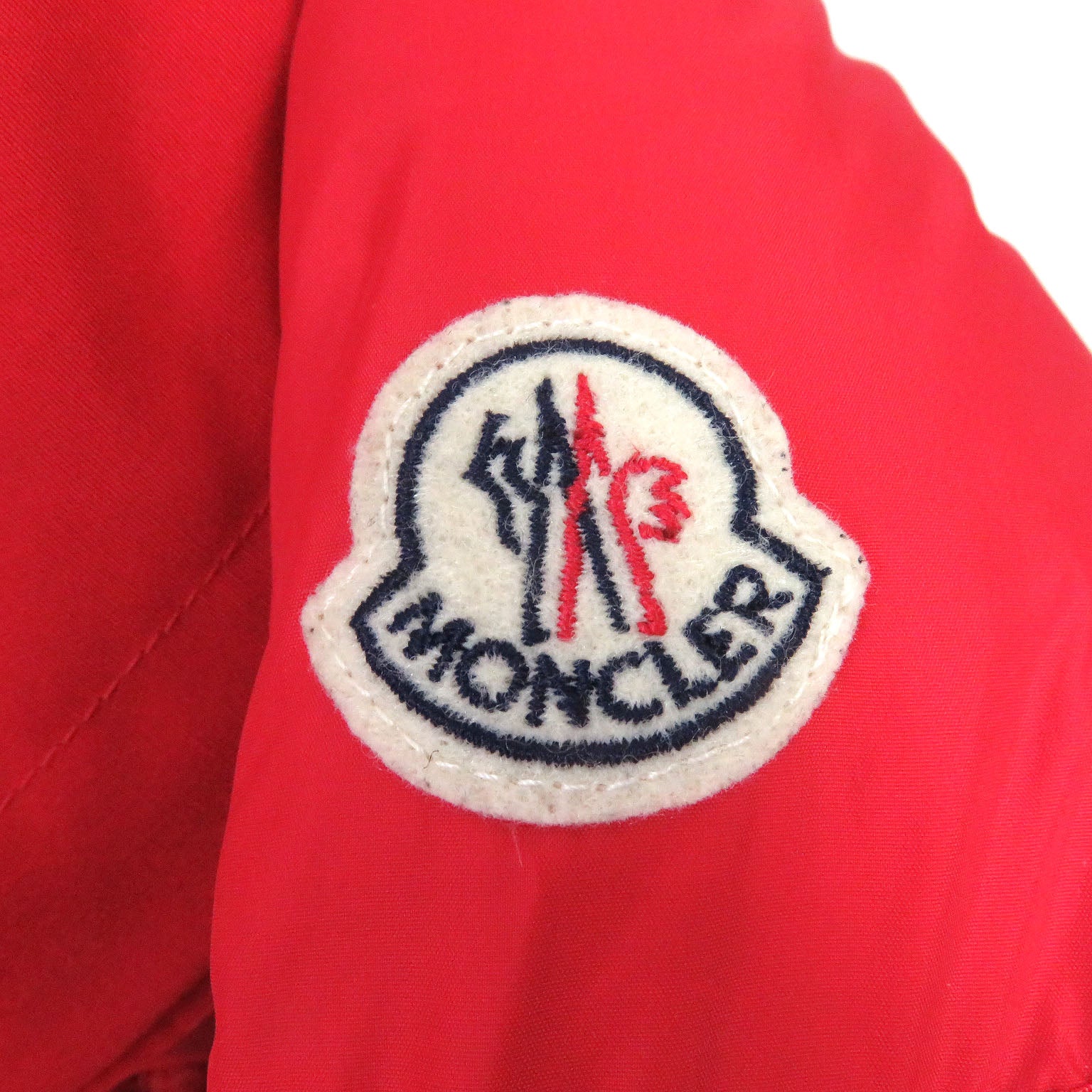 Moncler MONTCLA Nylon Down Jacket Red