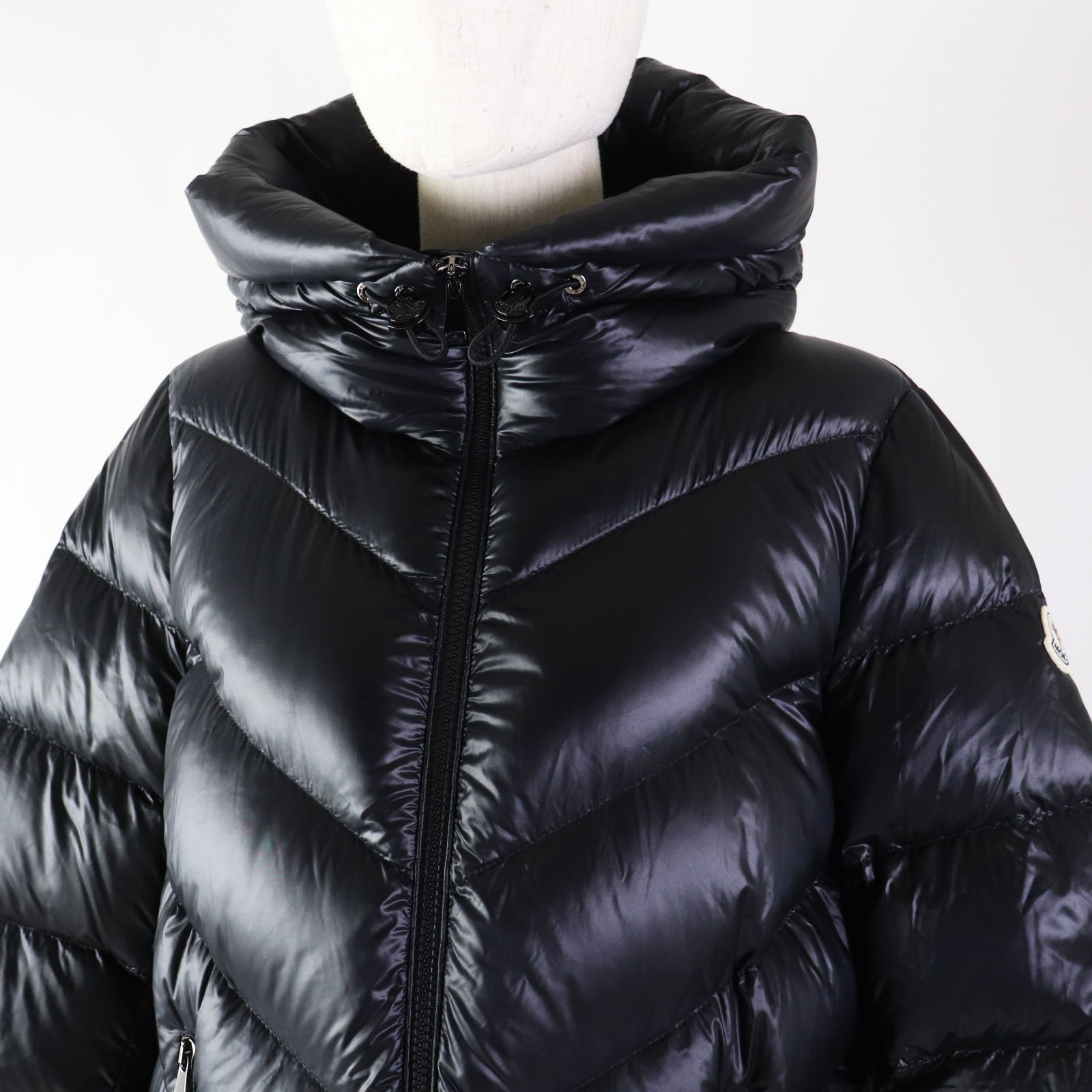 Moncler CAMBALES Nylon Hooded Down Coat