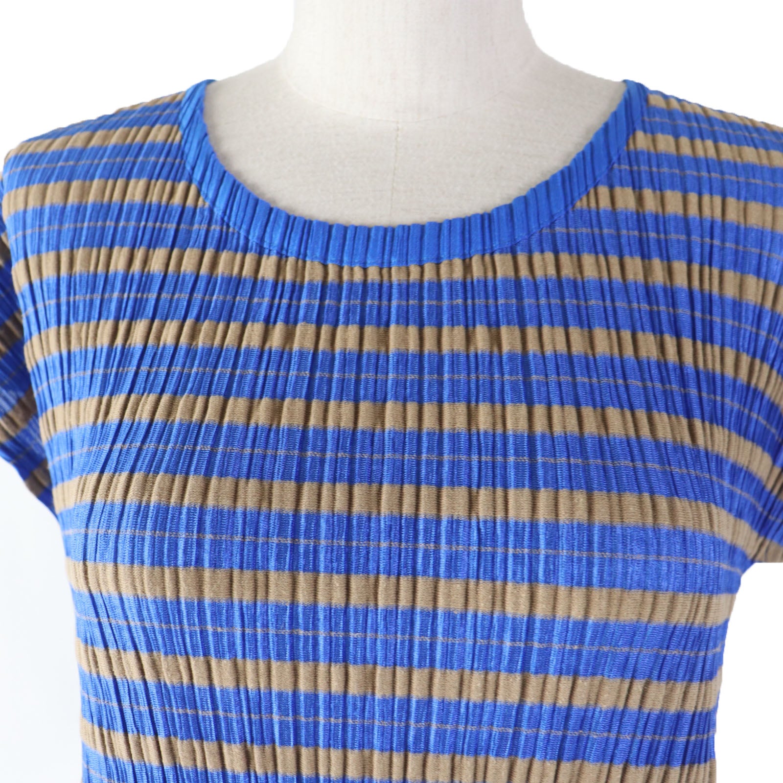 PLEATS PLEASE Border Pattern Short Sleeve Top