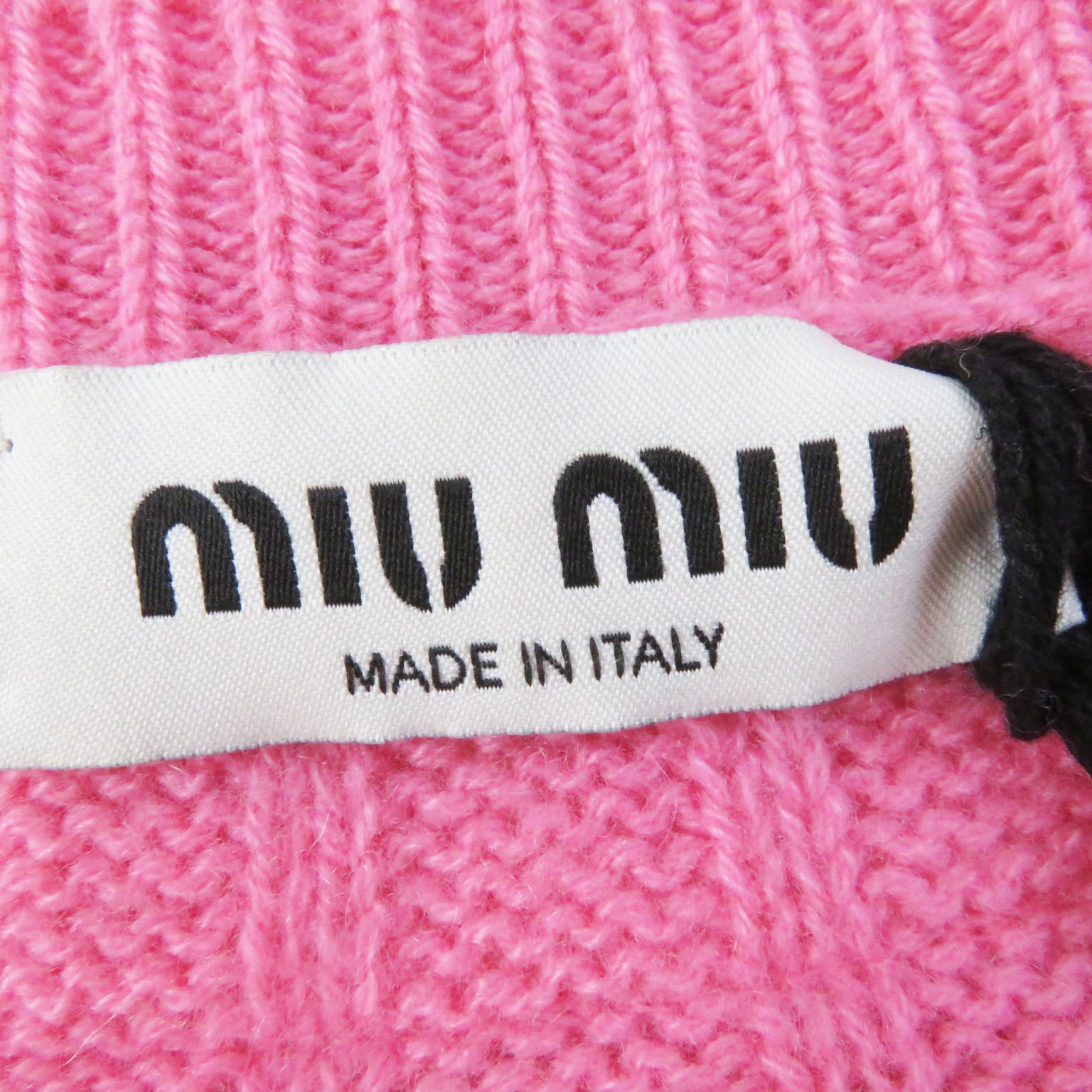 MIUMIU Cashmere Round Neck Knit Sweater Pink