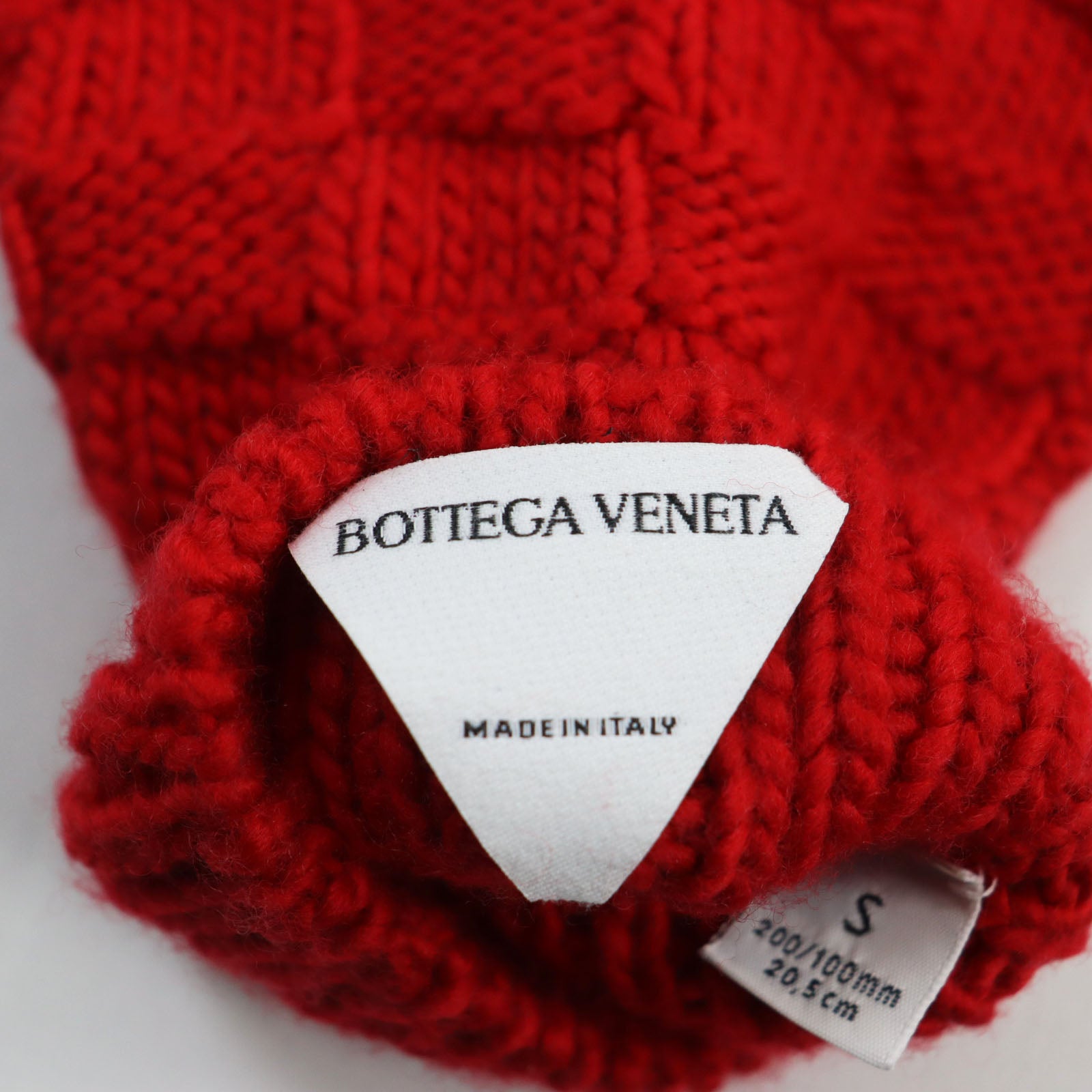 Bottega Veneta Wool Intrecciato Knit Gloves Red S