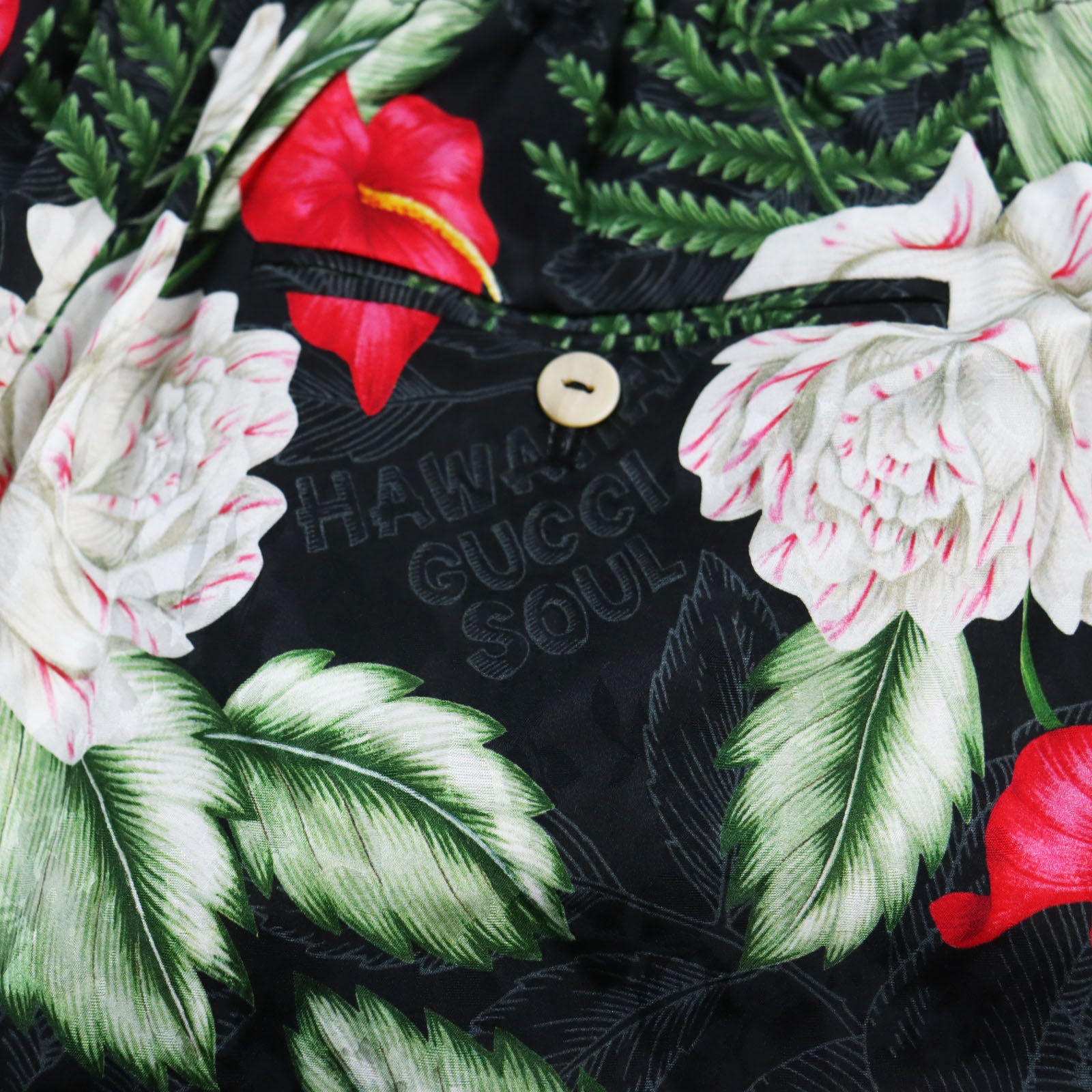 GUCCI Hawaiian Viscose Silk Floral Shorts