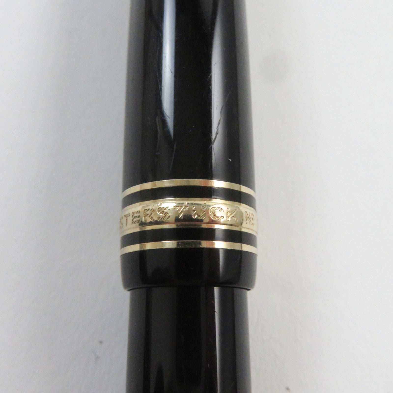 Montblanc Meisterstuck No.146 18K Fountain Pen