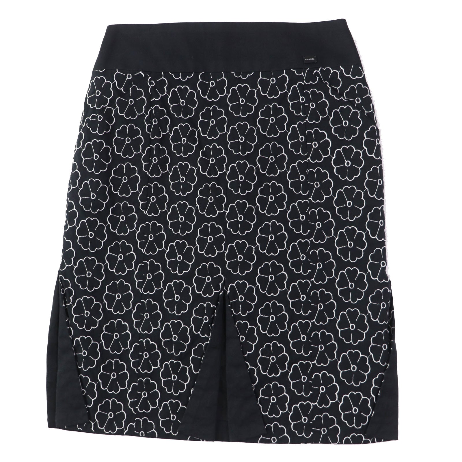 Chanel Camellia Pattern Skirt Black White 36