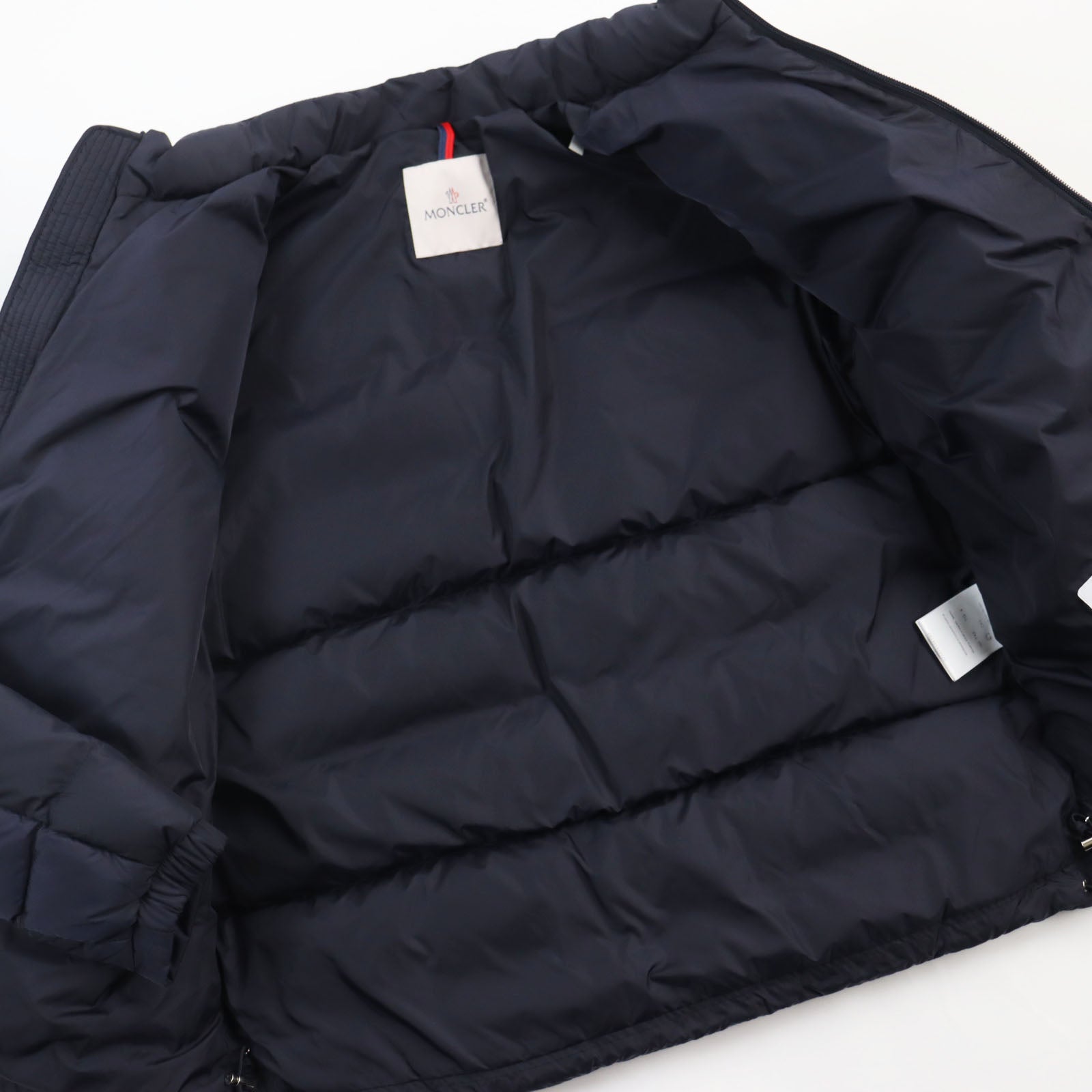 Moncler SERVIERES Nylon Down Jacket