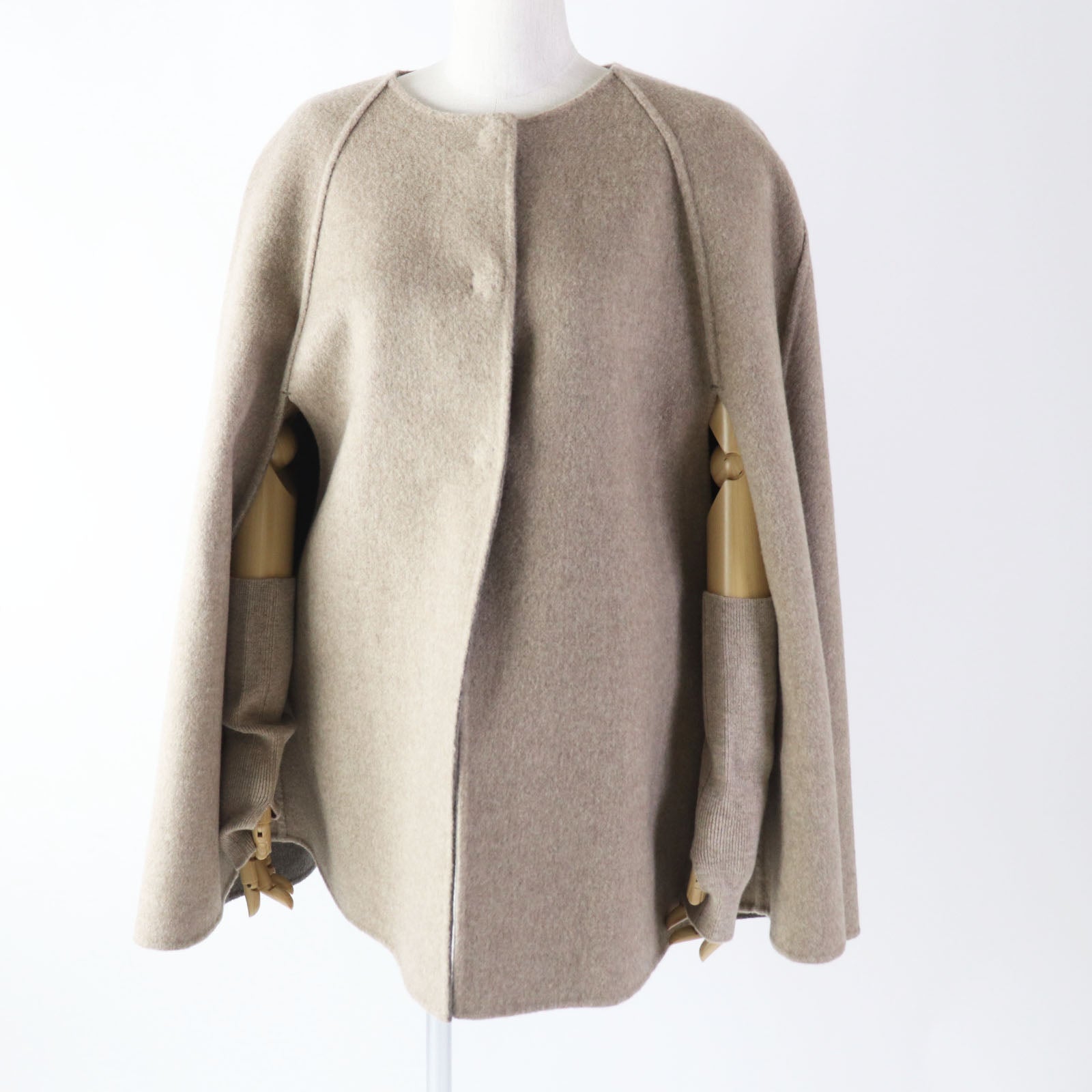 FOXEY Cashmere Reversible Cape Coat Brown