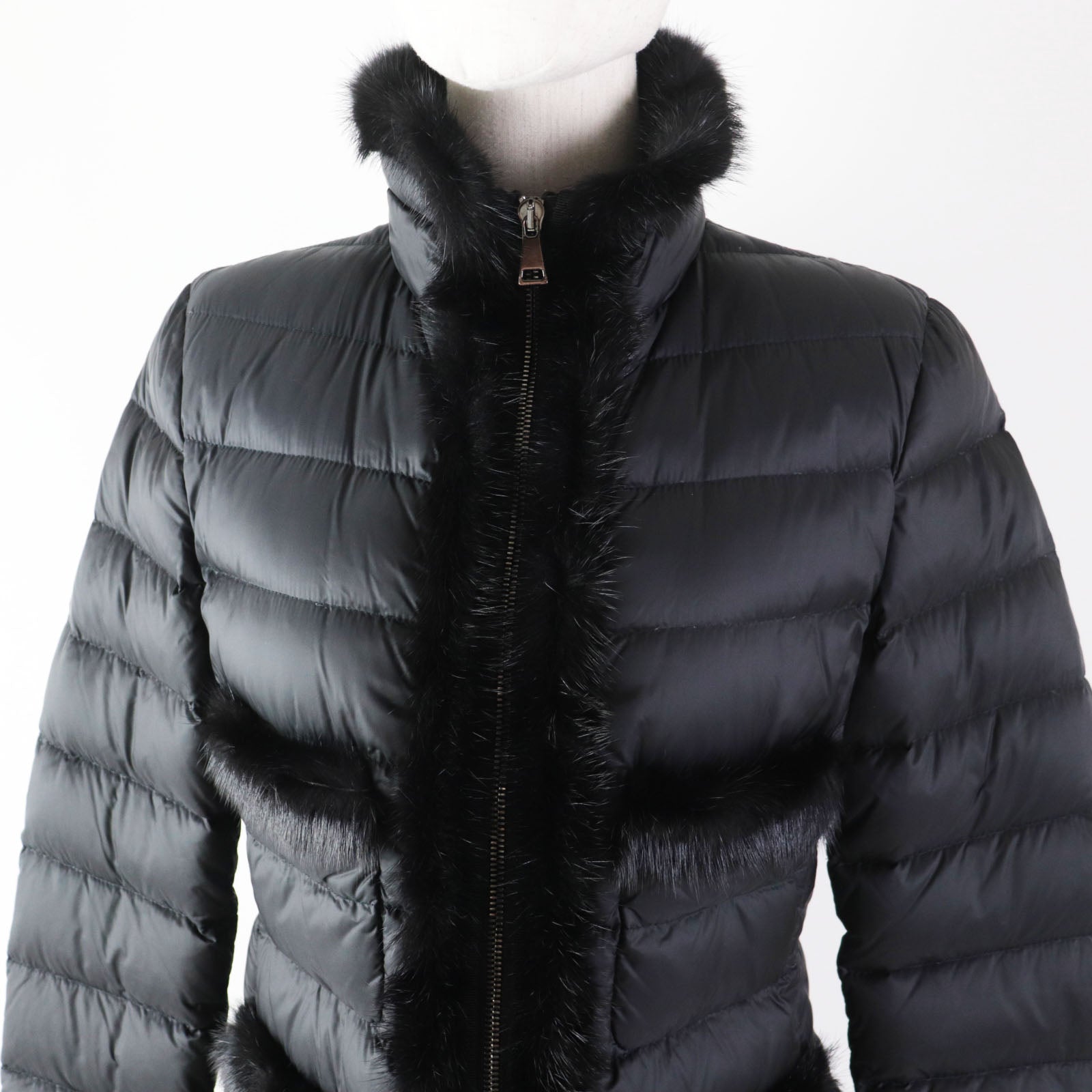 Moncler LACANIZ Nylon Down Coat Women