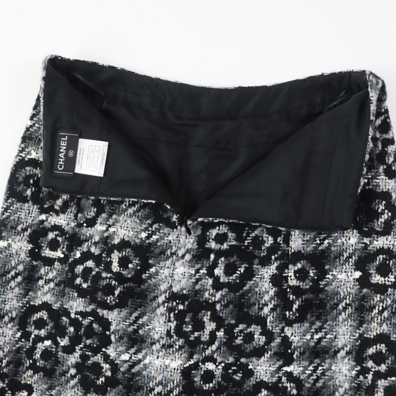 Chanel Camellia Tweed Skirt Black Grey 38