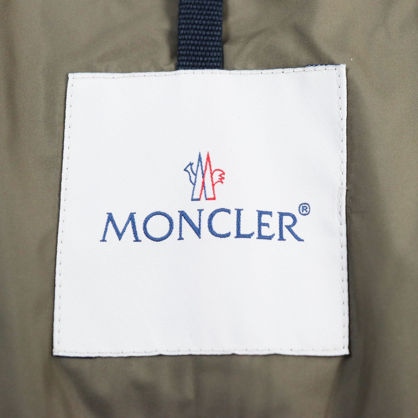 Moncler BARONNIES GIUBBOTTO Down Coat Beige