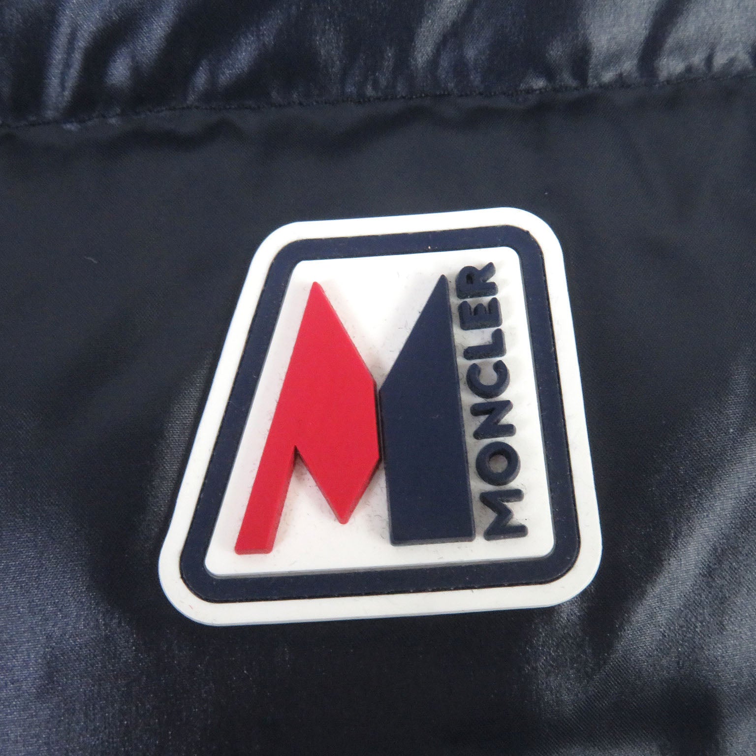 Moncler MONGINEVRO Nylon Down Vest Navy