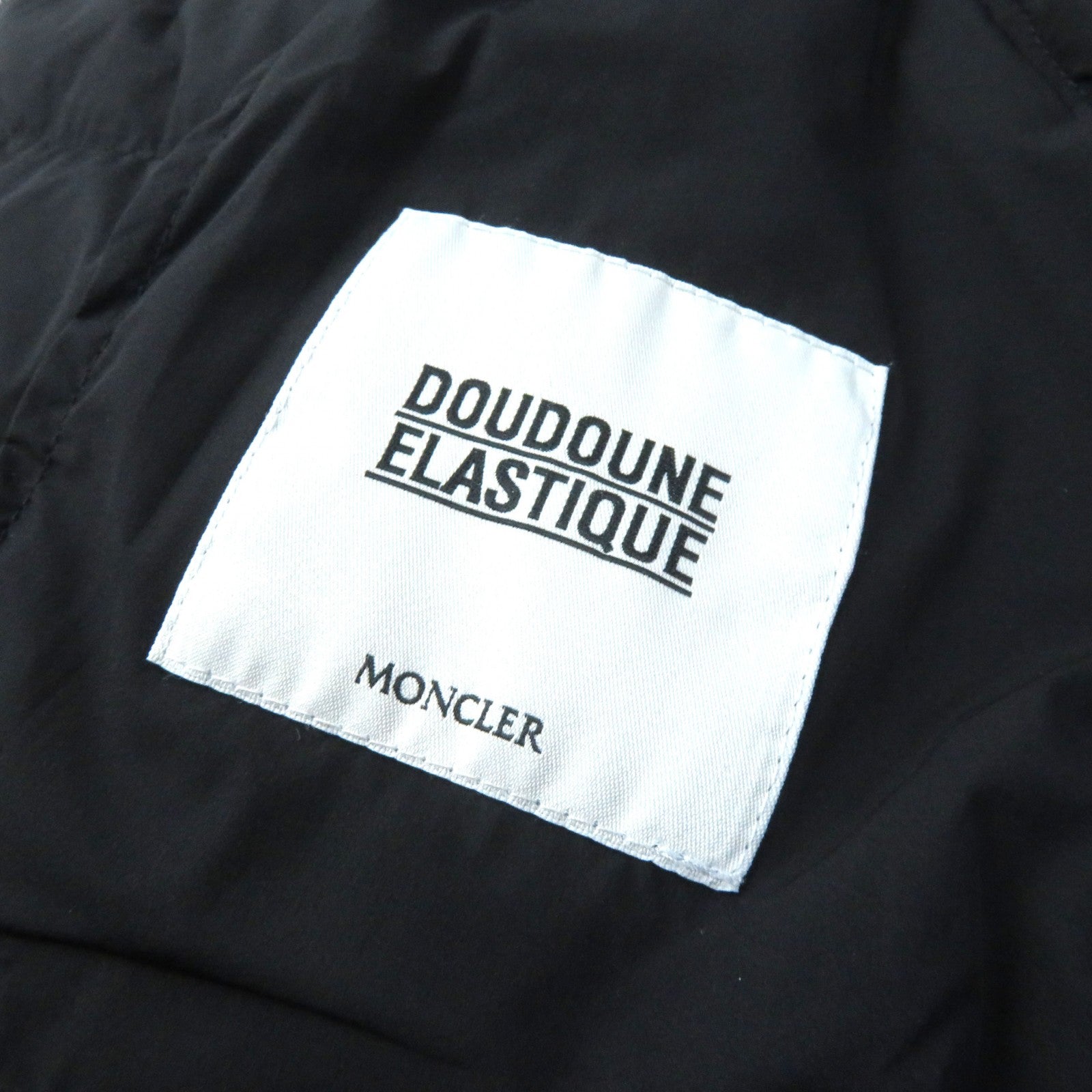 Moncler BARGE Nylon Down Coat Women