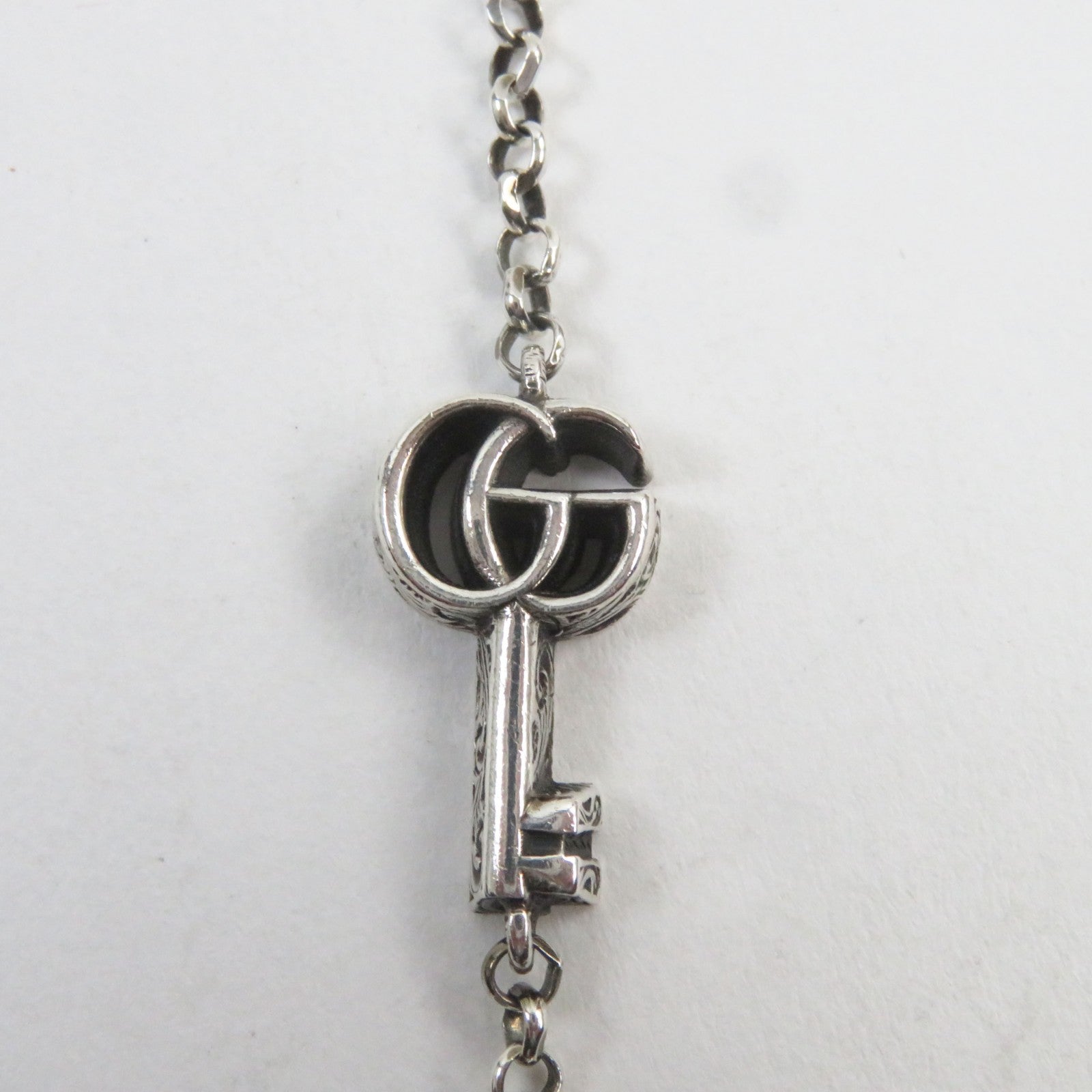 Gucci Silver Arabesque Key Bracelet AG925