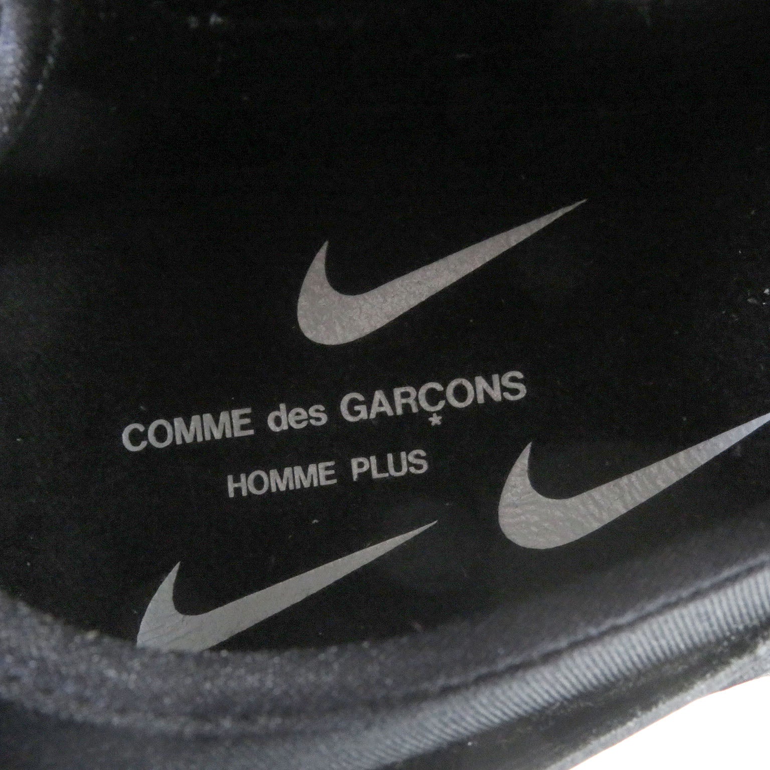 NIKE COMME des GARCONS AIR CARNIVORE Sandals