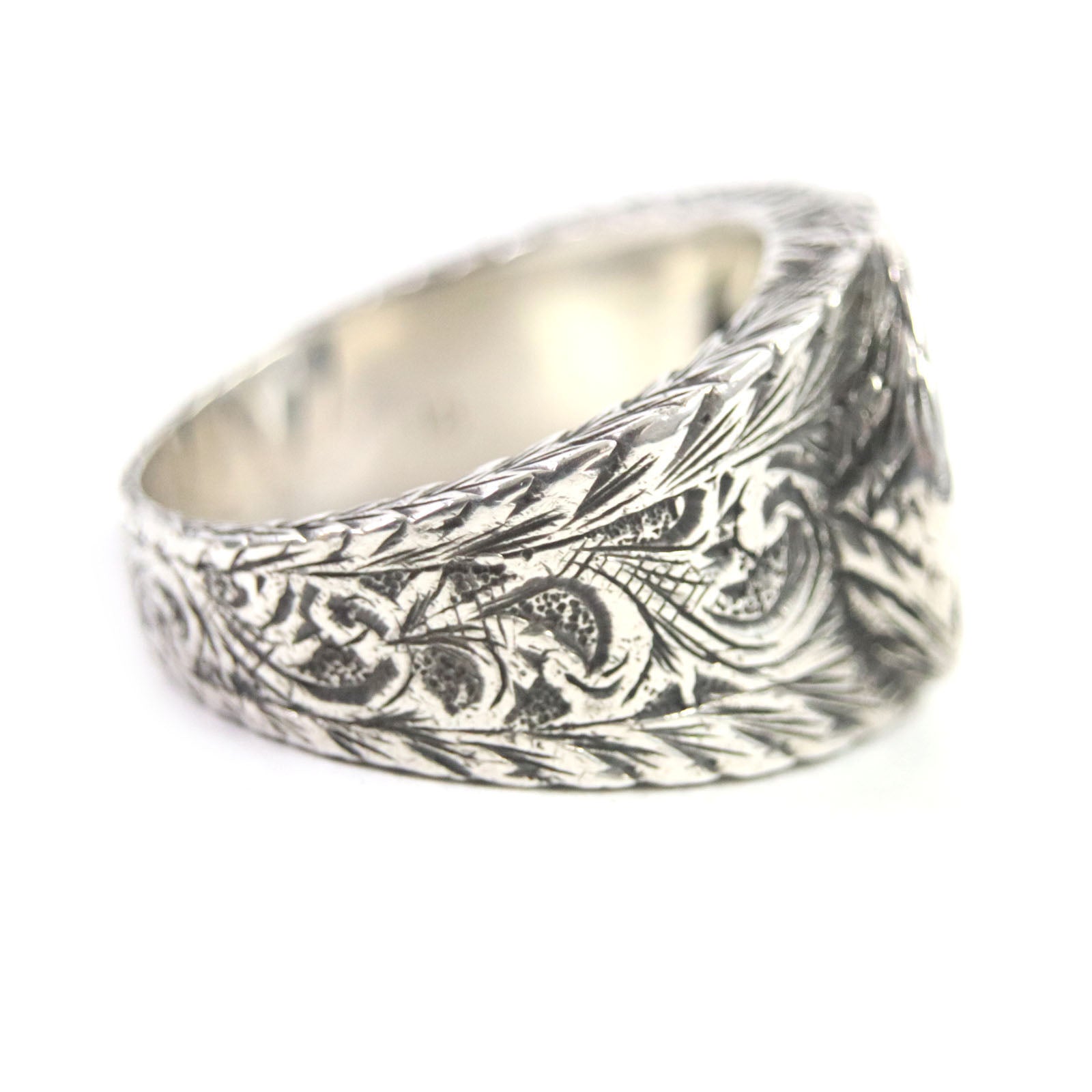 Gucci Silver Interlocking G Arabesque Ring