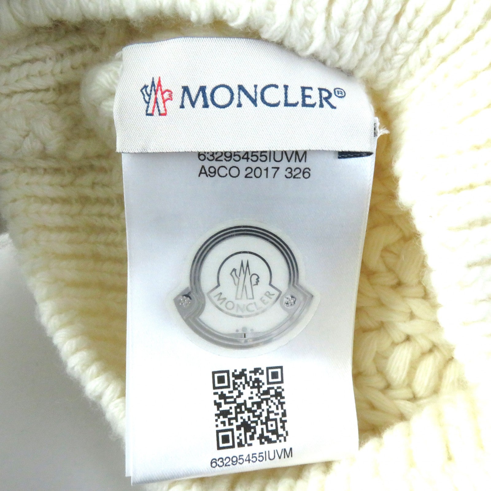 MONCLER BERRETTO Wool Viscose Fox Fur Knit Hat