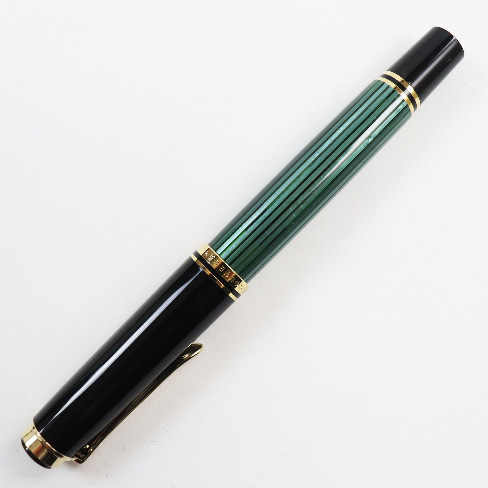 Pelikan Souveran M400 Fountain Pen K14 F Nib