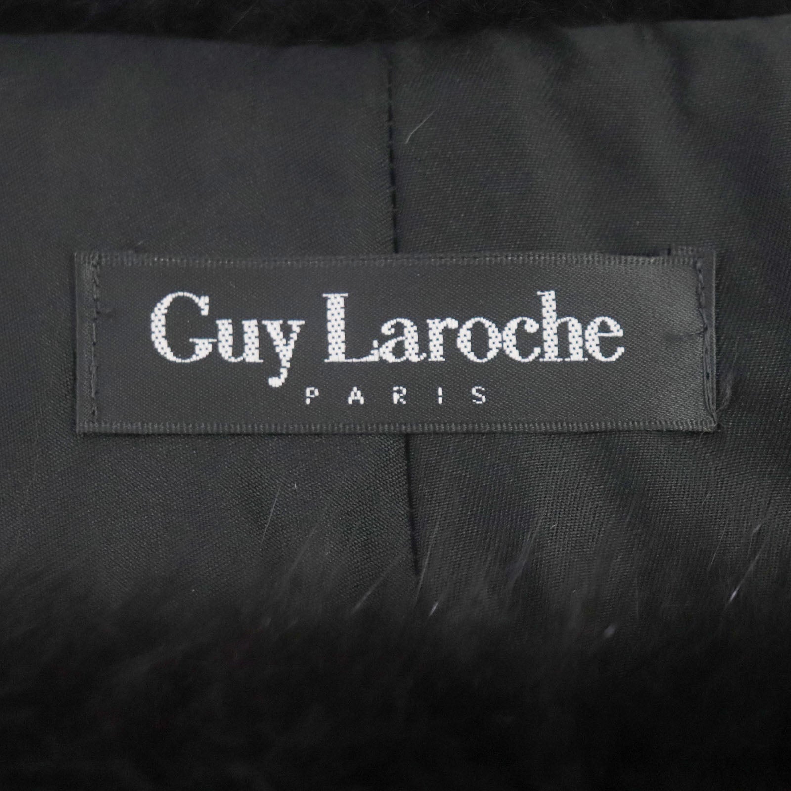 Guy Laroche Fox Fur Shawl 2-Piece Set