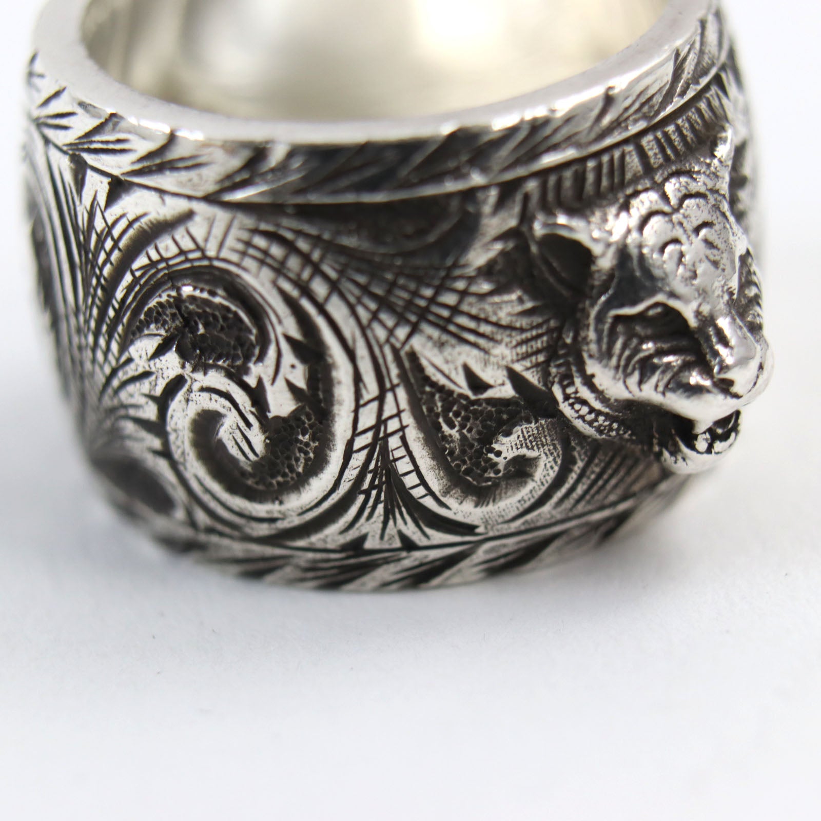 Gucci Silver Cat Head Ring 433573