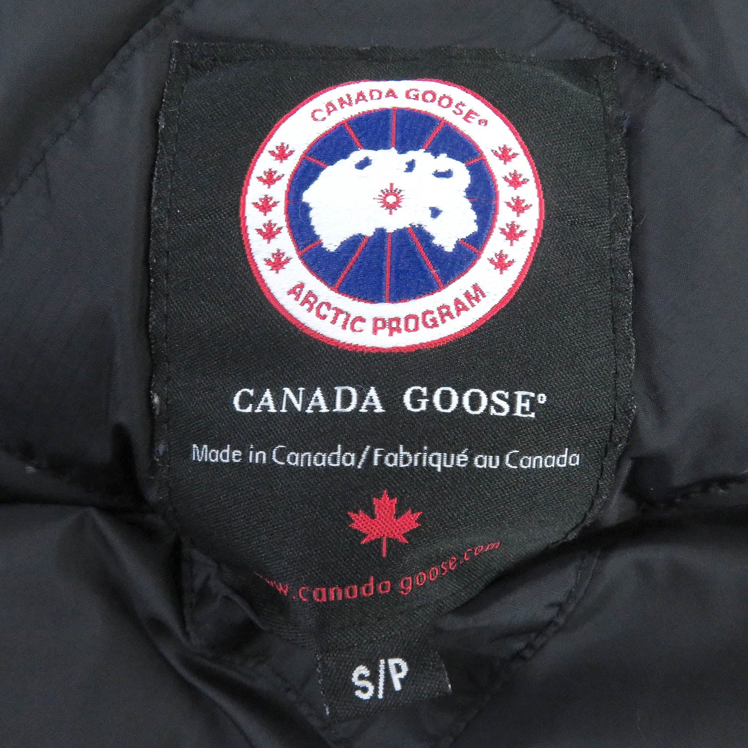 CANADA GOOSE MANITOBA Nylon Down Jacket Black S