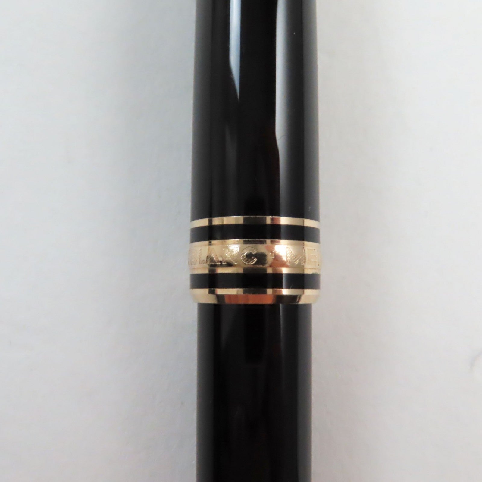 Montblanc Meisterstck Classic Pen EF Nib