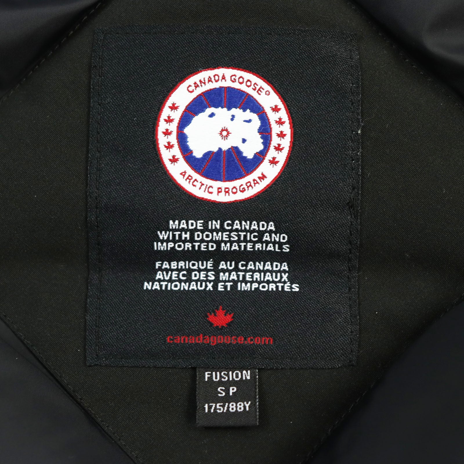 Canada Goose CHATEAU PARKA Down Jacket Black S