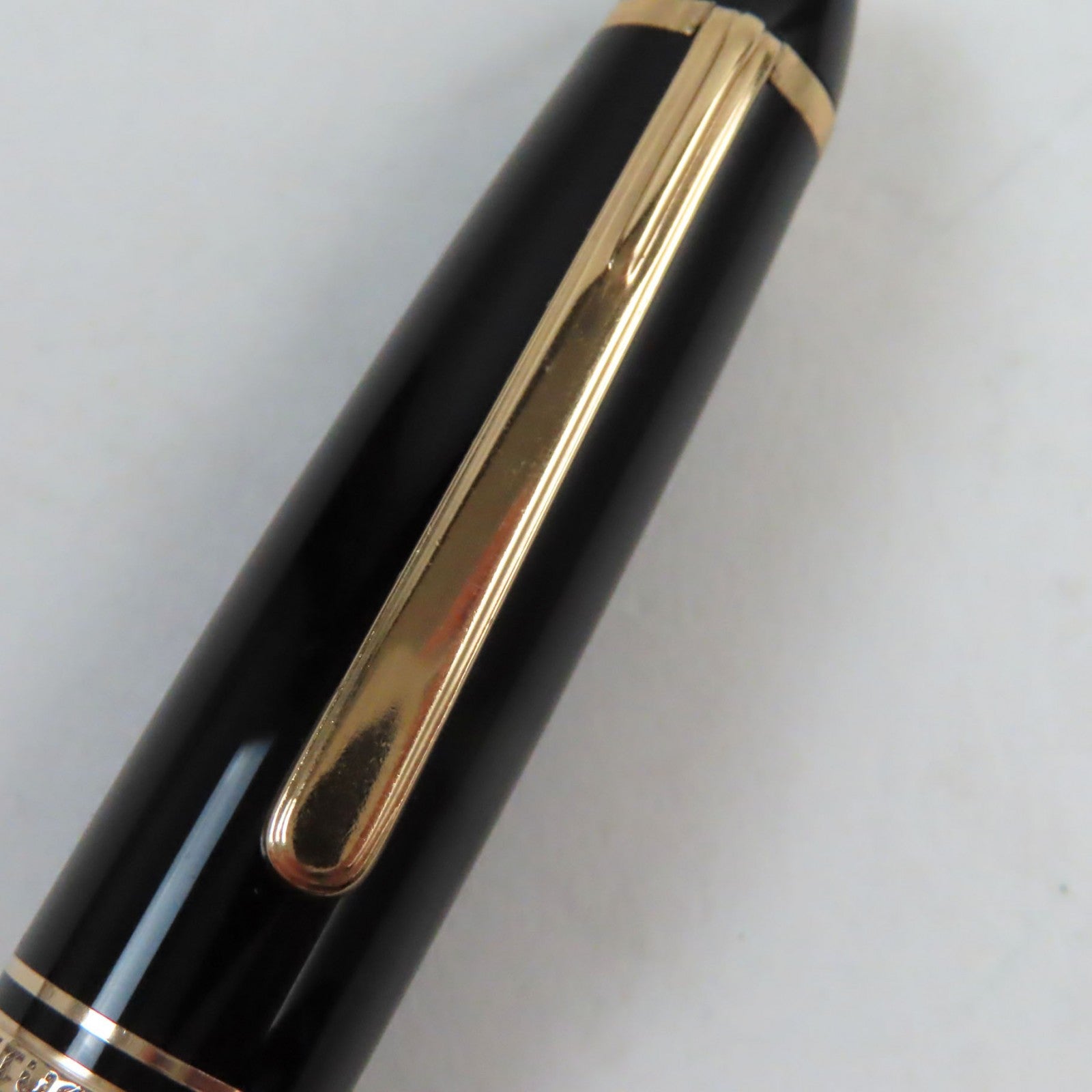 Montblanc Meisterstuck No.146 K14 F nib pen