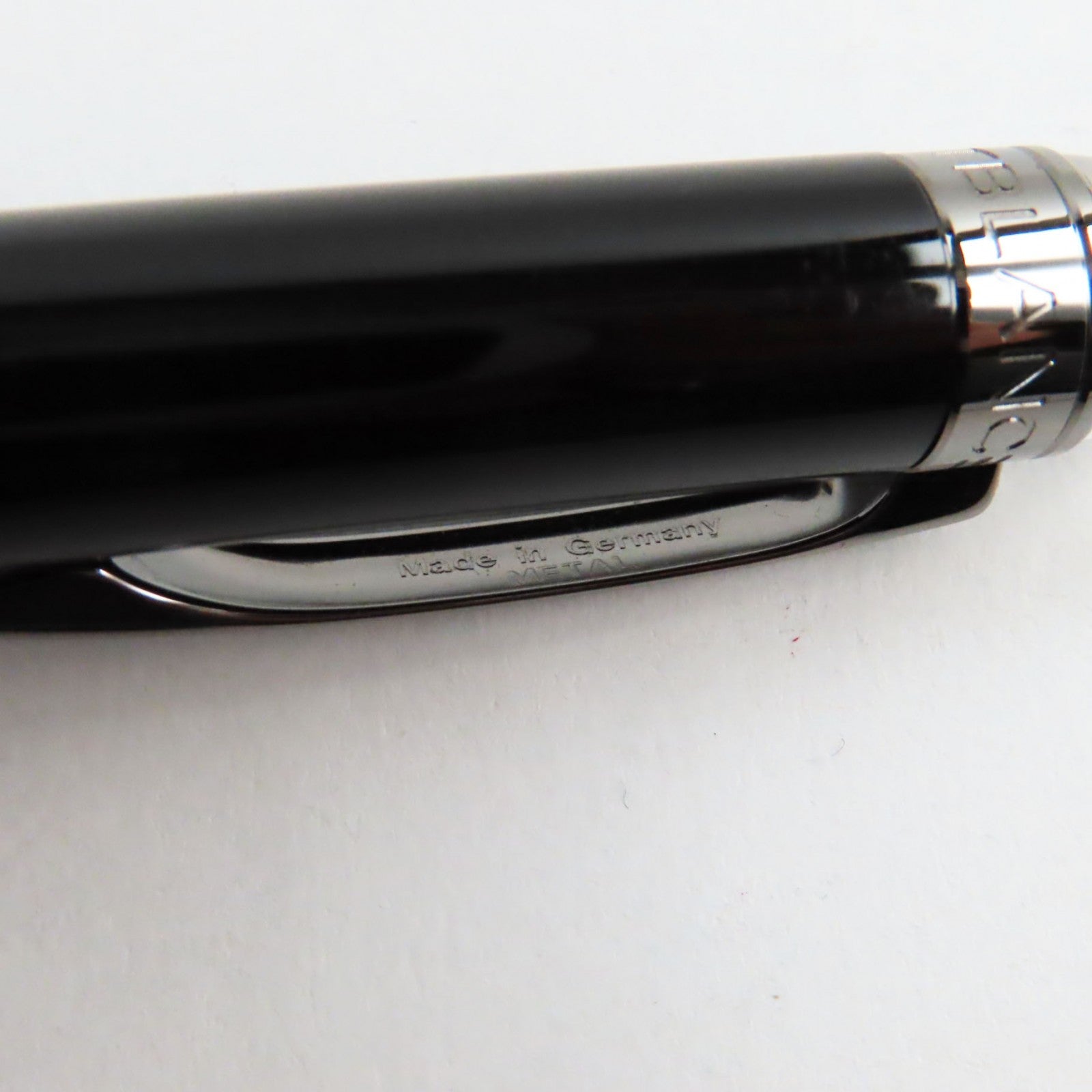 Montblanc Starwalker Twist Ballpoint Pen