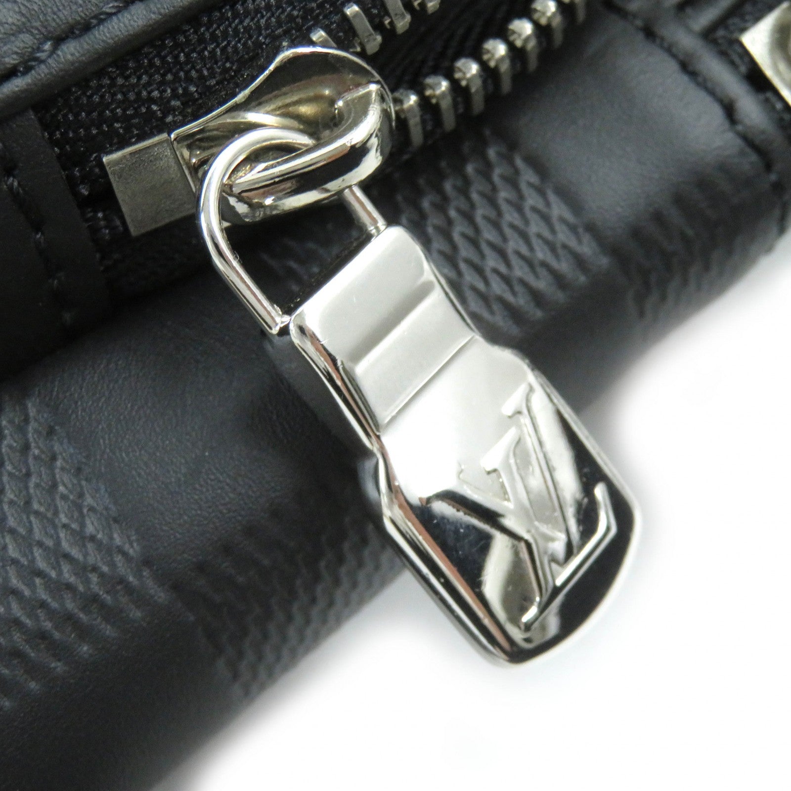 Louis Vuitton Avenue Sling Bag N41720