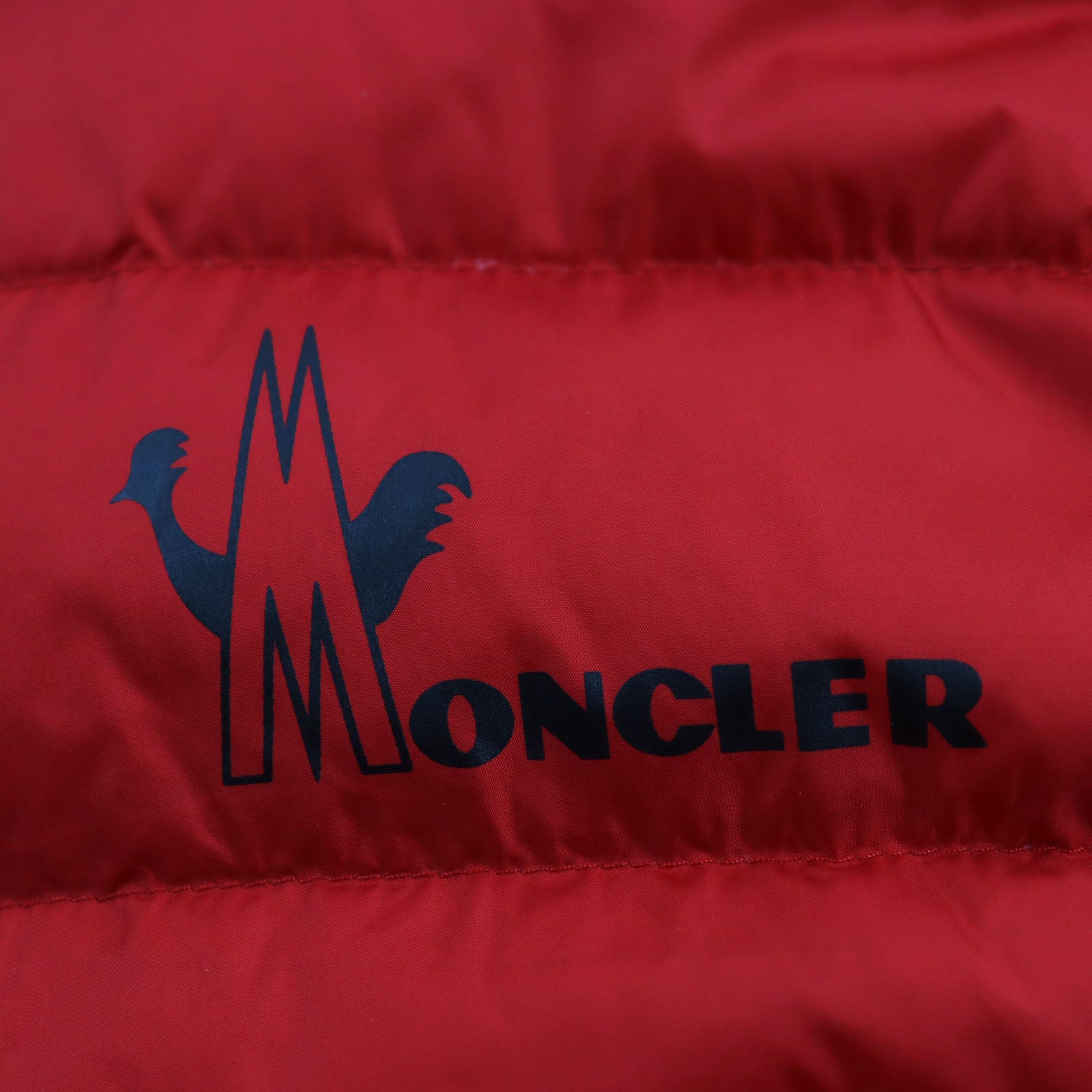 Moncler MAGLIONE TRICOT CARDIGAN Down Jacket Red M