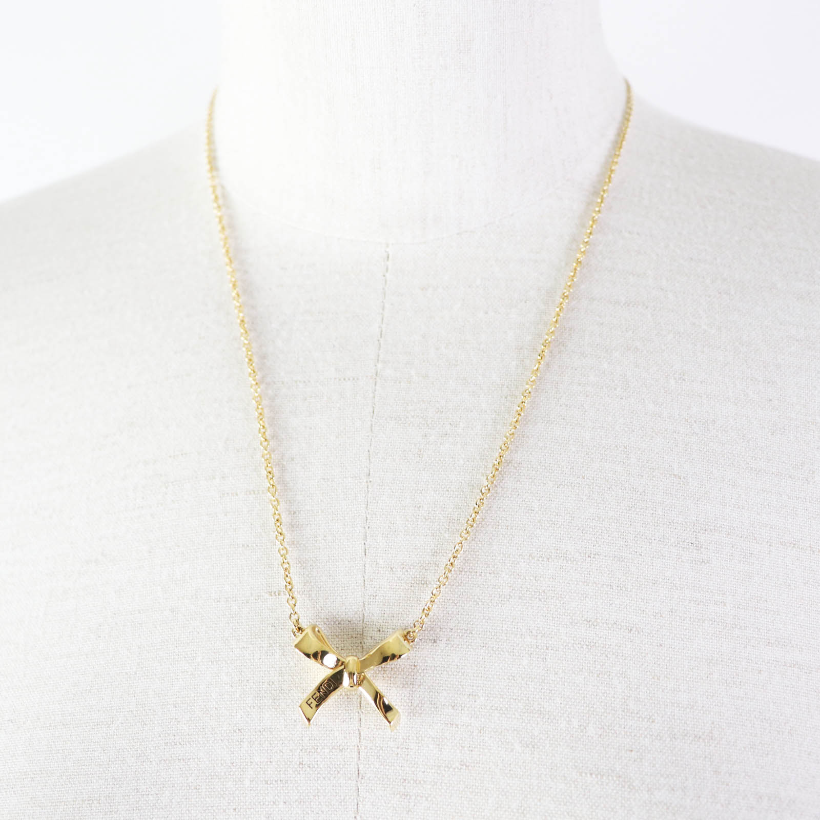 Fendi Logo Ribbon Necklace 8AK081