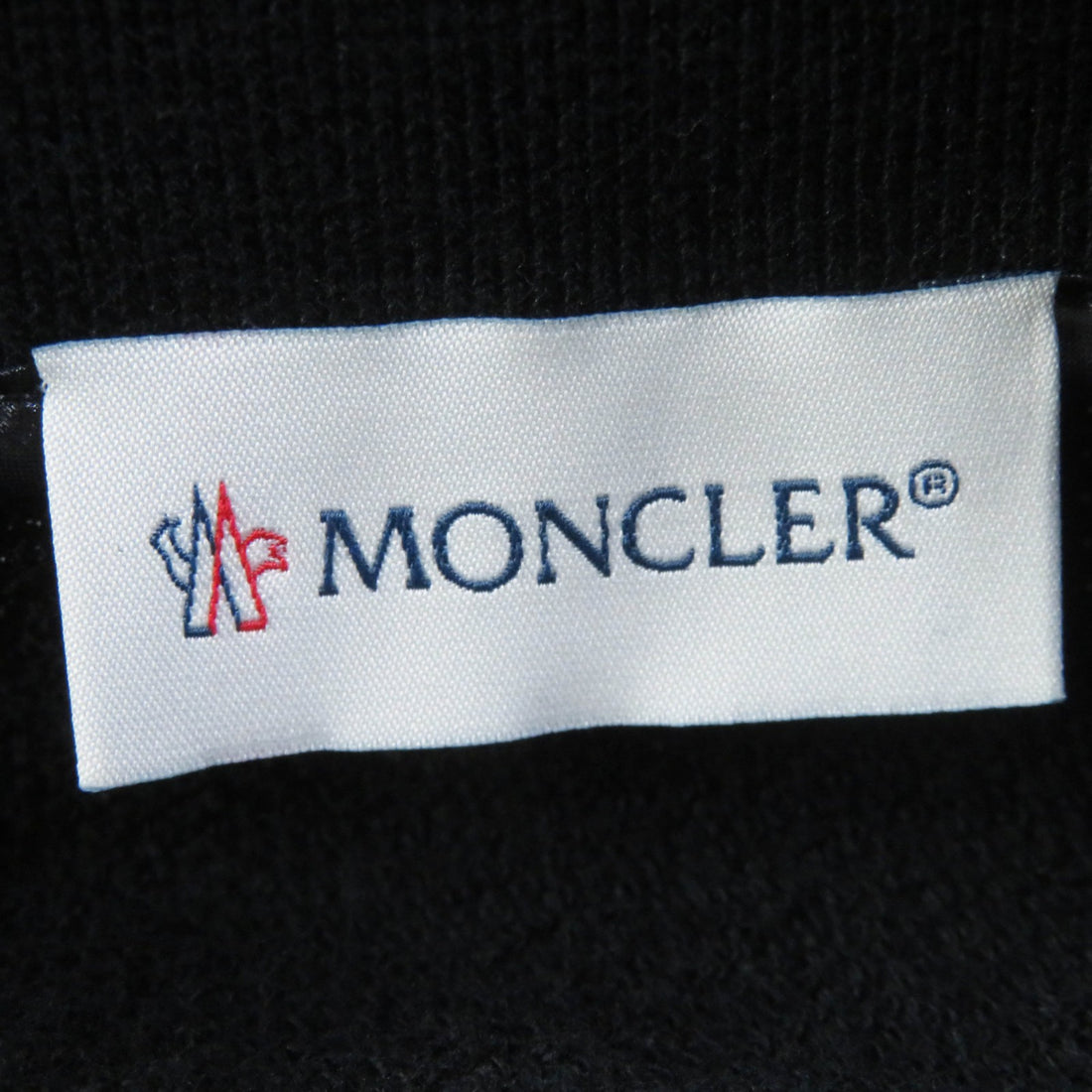 Moncler MAGLIA APERTA Down Jacket Black XS Women