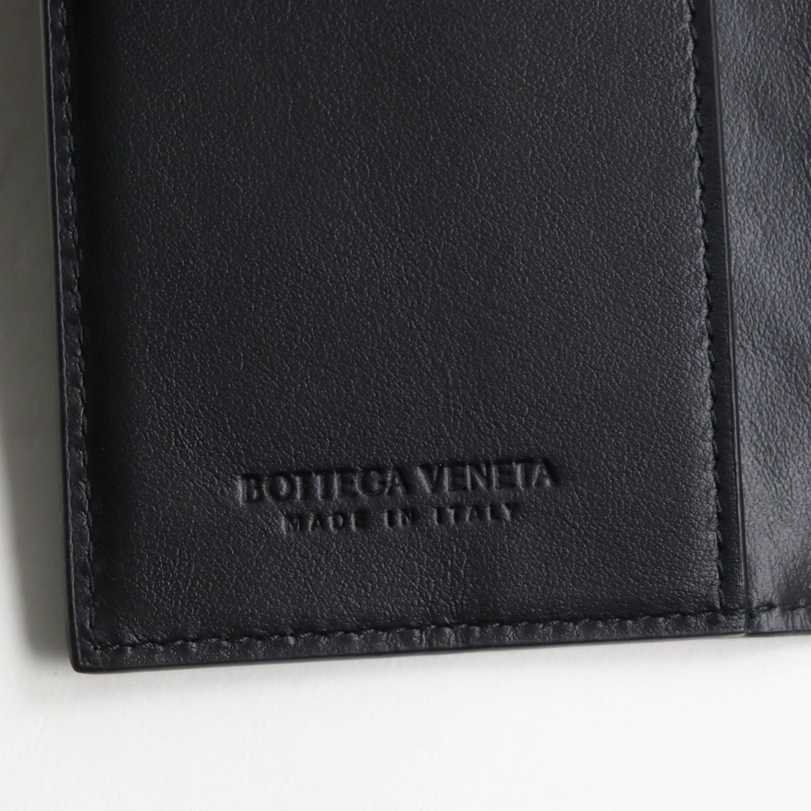 Bottega Veneta Leather Slim Flap Card Case