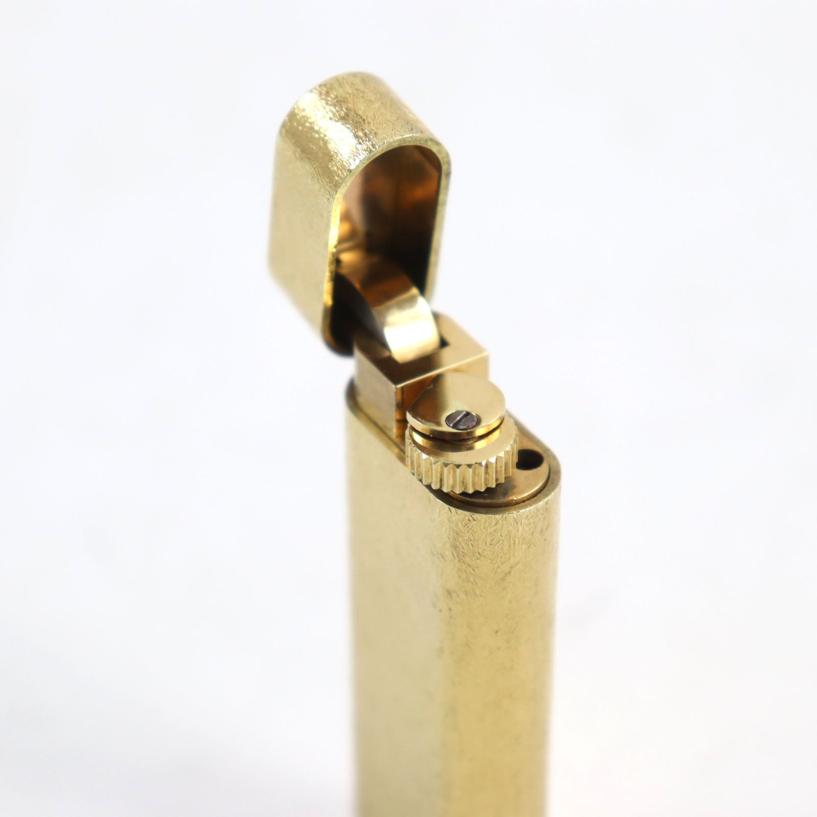 Cartier Oval Roller Pattern Lighter Gold