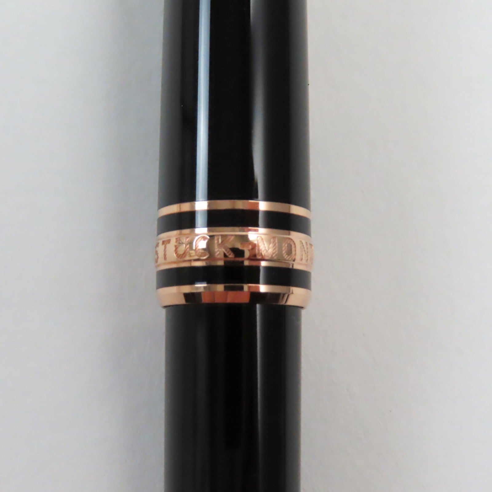 Montblanc Meisterstuck Classic Ballpoint Pen