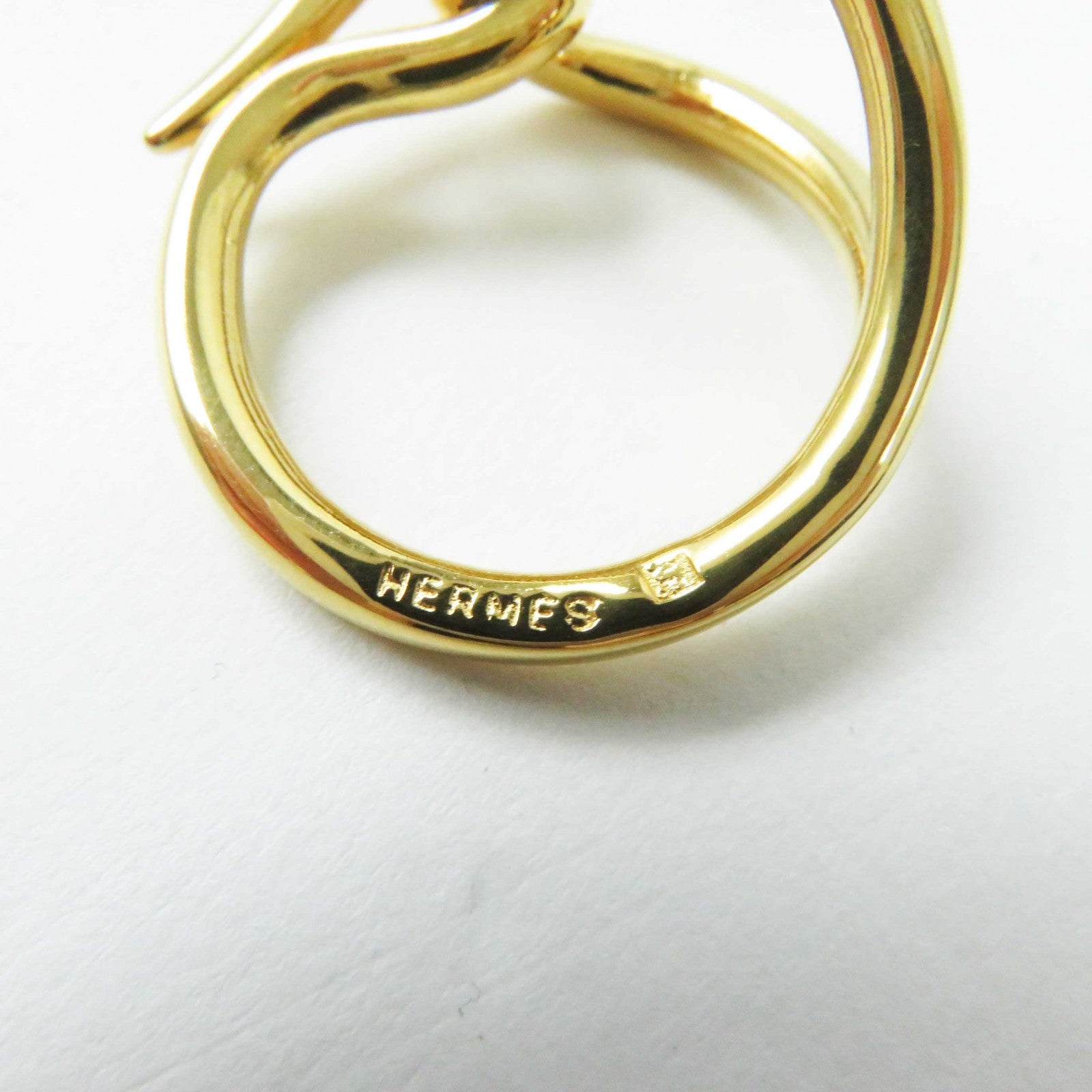 Hermes Jumbo Hook Scarf Ring Gold