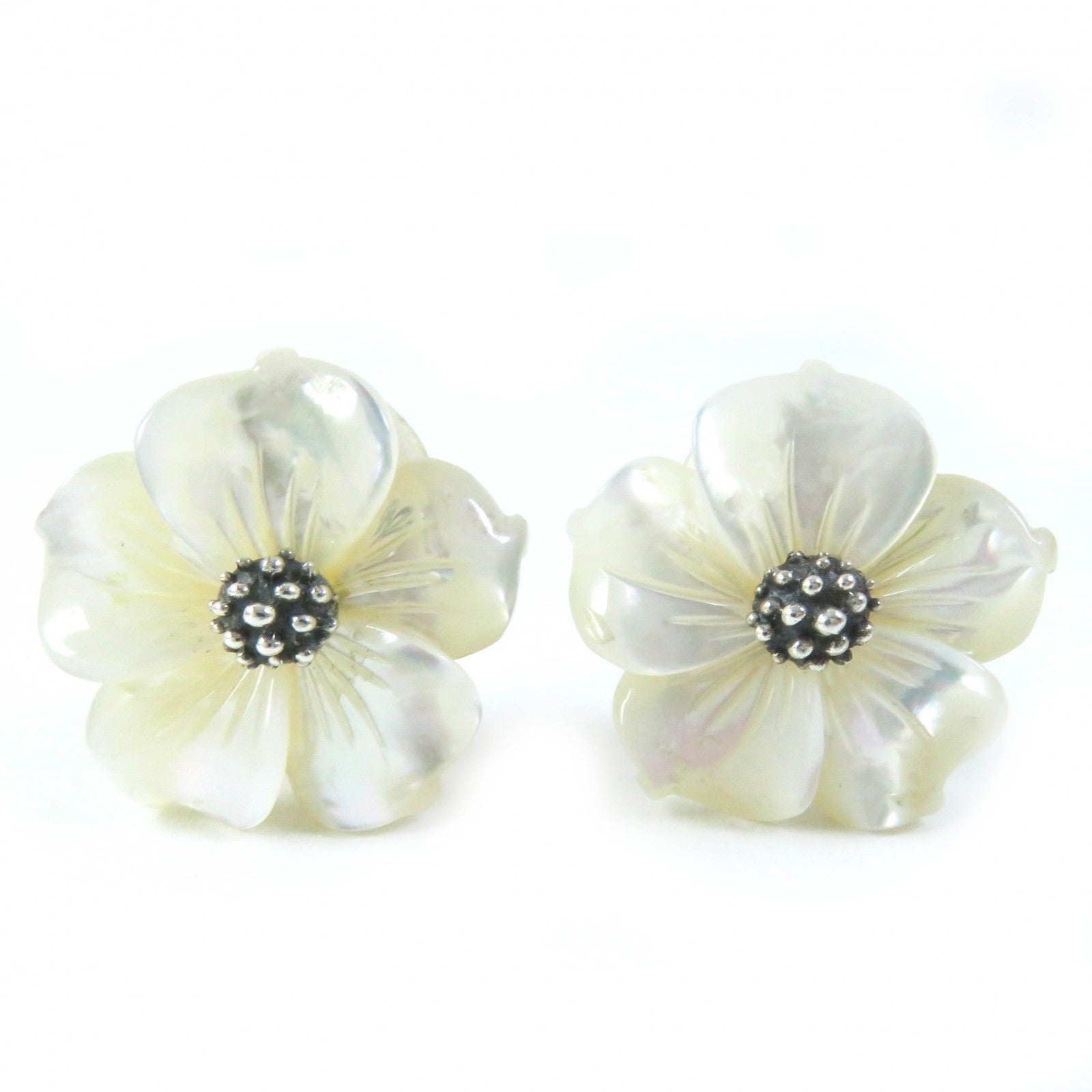 Stephen Dweck Flower Motif Shell Earrings SV925