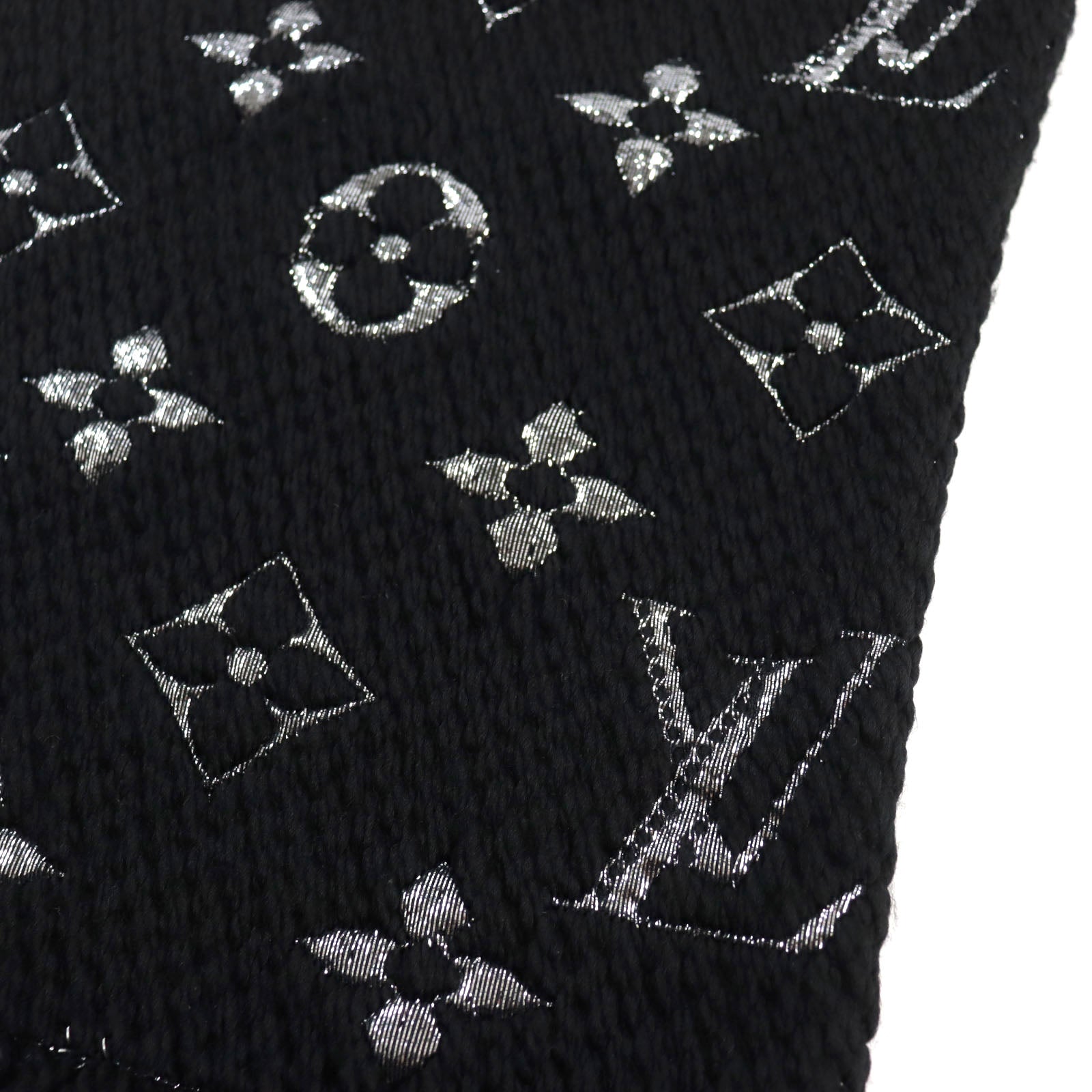 Louis Vuitton Monogram Scarf Black Silver