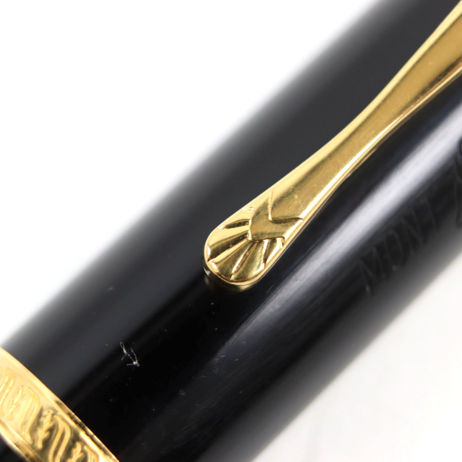 Montblanc Voltaire 18K M Nib Fountain Pen