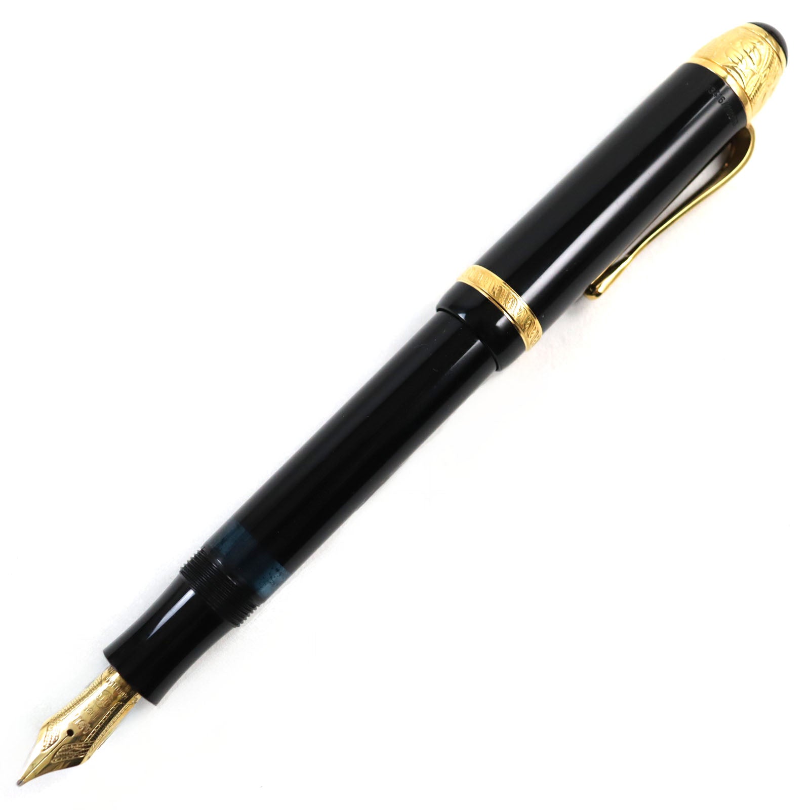 Montblanc Voltaire 18K M Nib Fountain Pen