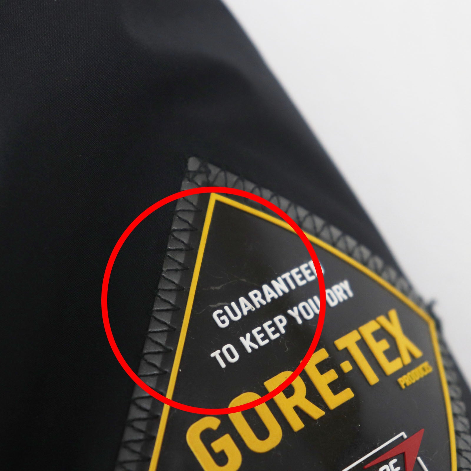 Supreme GORE-TEX 700-Fill Down Parka Jacket