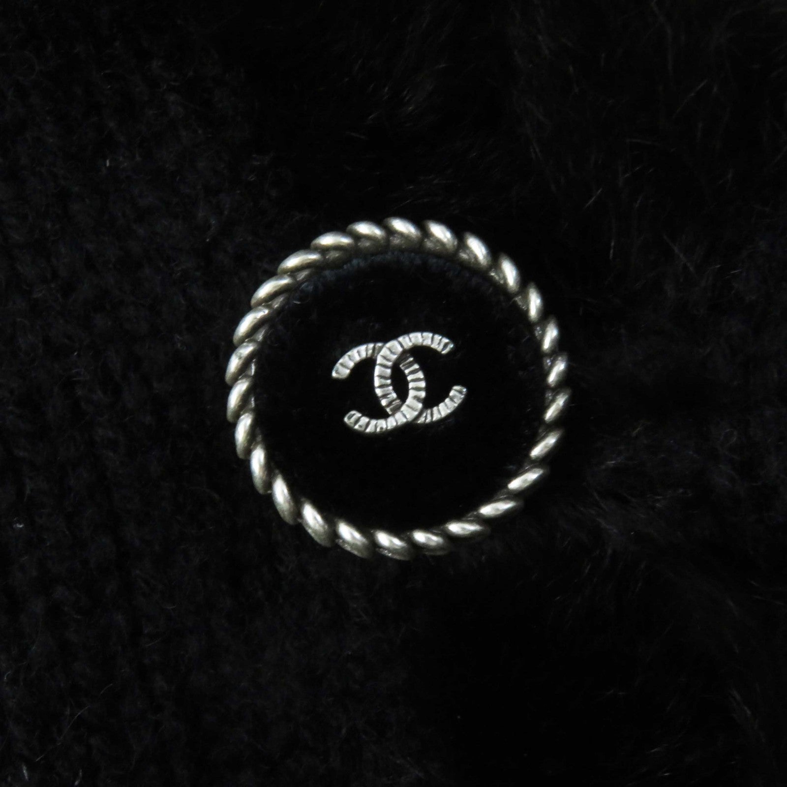 Chanel 13B Cashmere Gloves Black Women