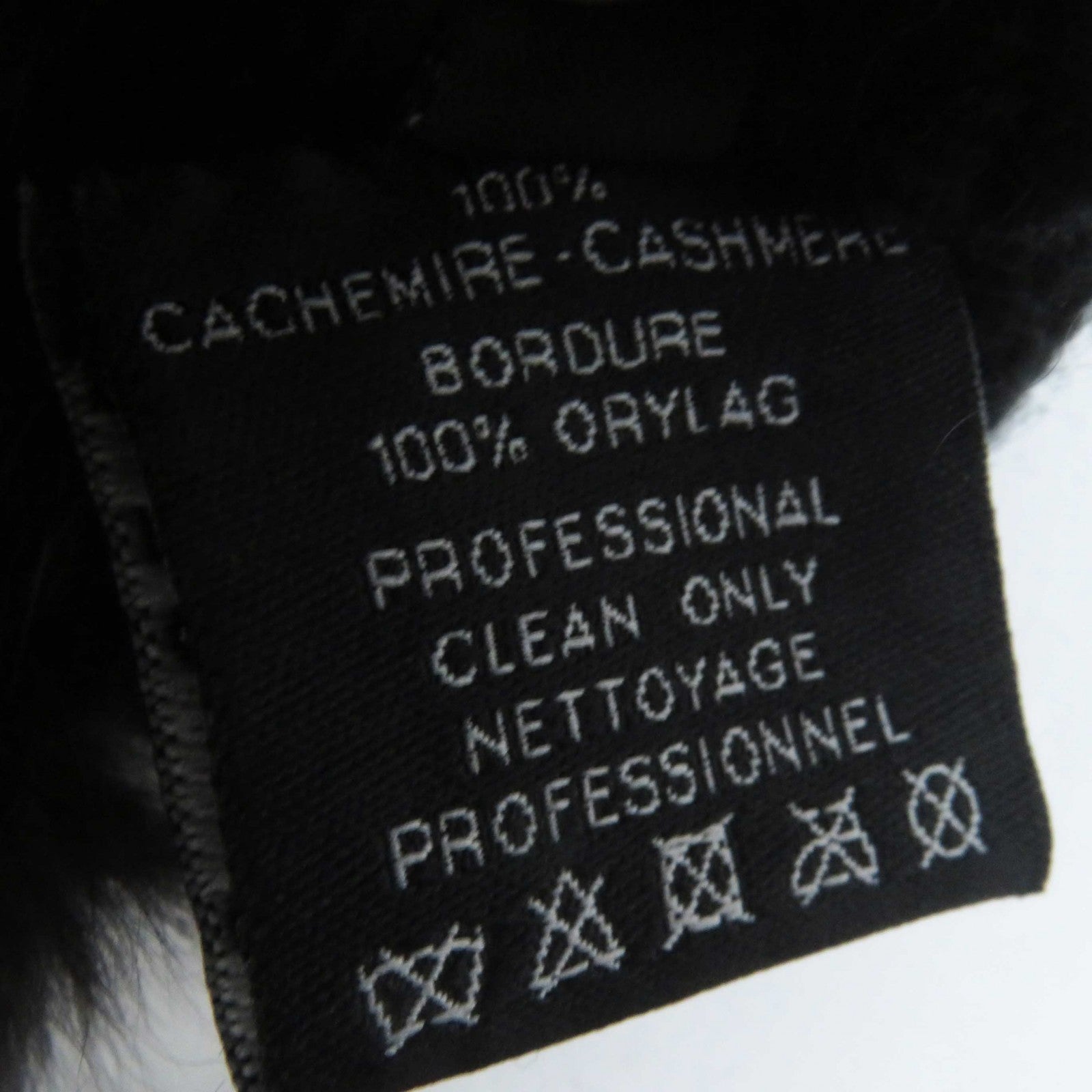 Chanel 13B Cashmere Gloves Black Women