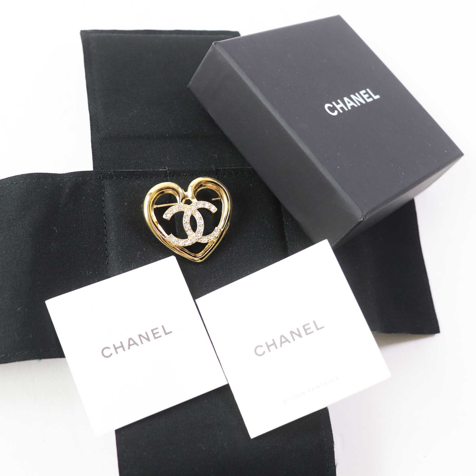 Chanel F23C Coco Mark Heart Brooch