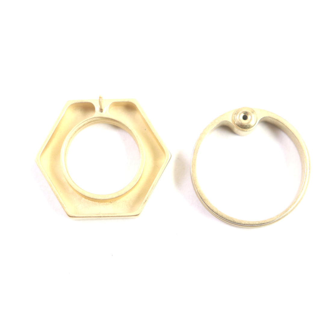 Maison Margiela Screw Motif Matte Single Earring