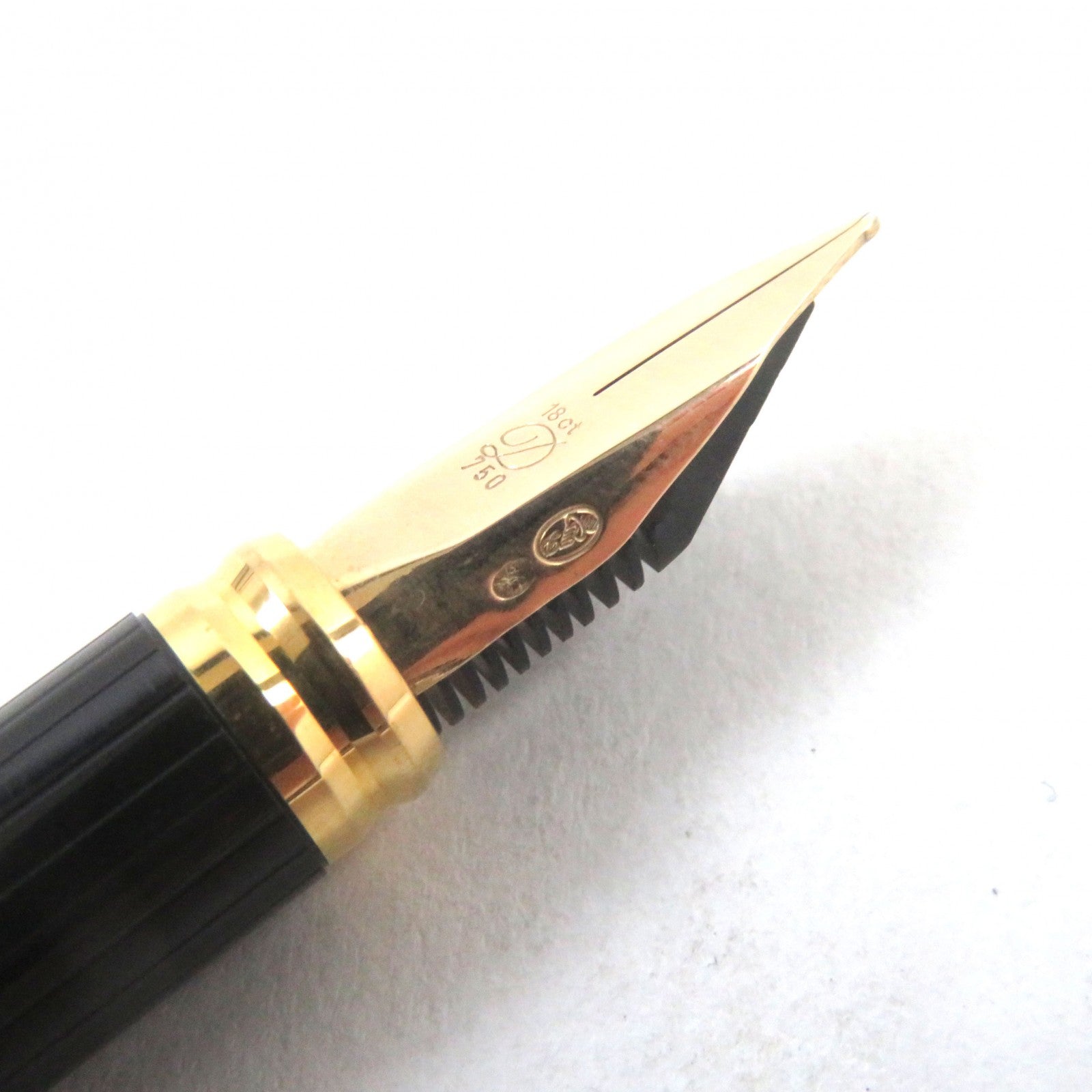 Dupont 18K Gold Fountain Pen, Made in France